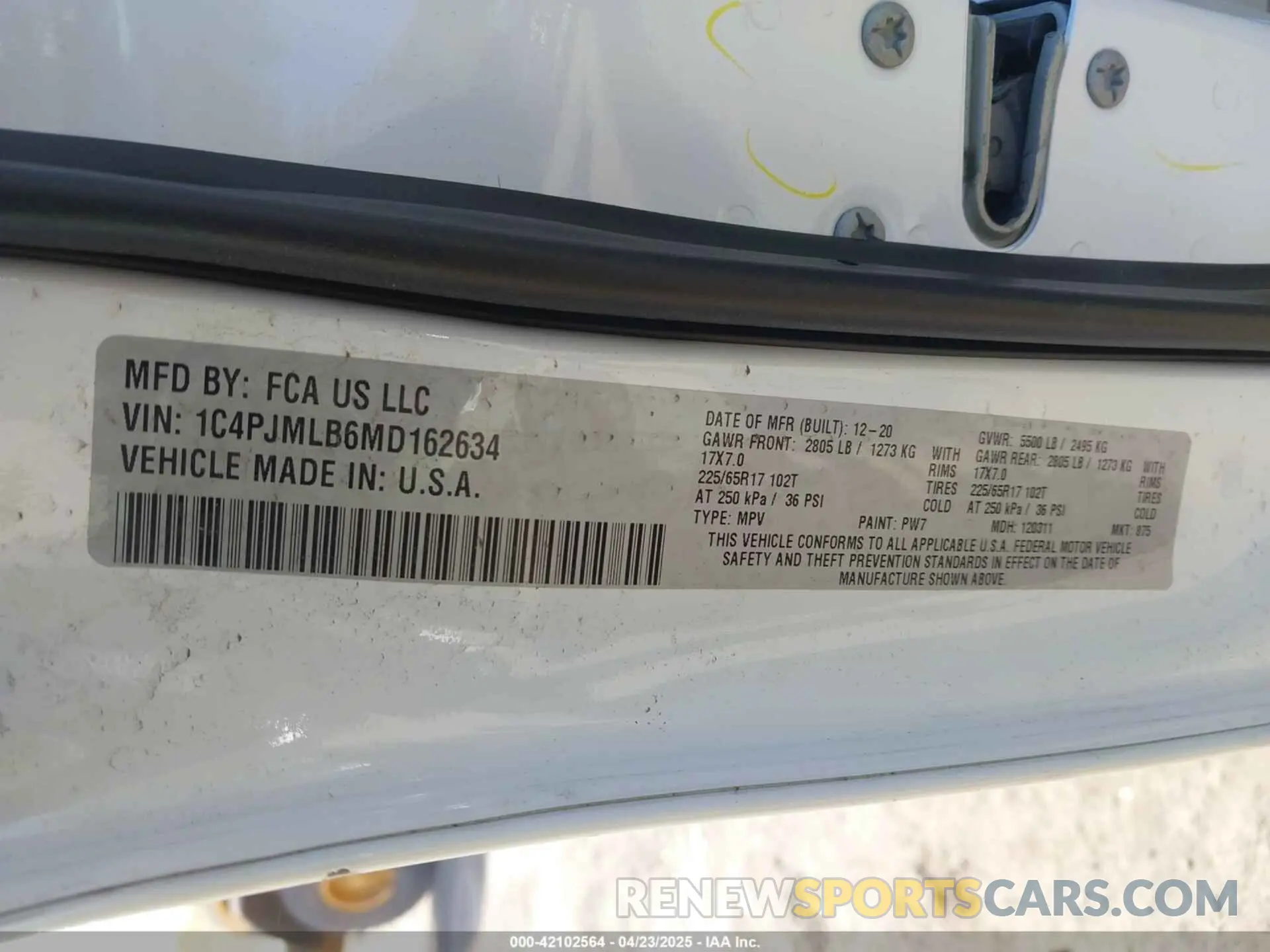 9 Photograph of a damaged car 1C4PJMLB6MD162634 JEEP CHEROKEE 2021