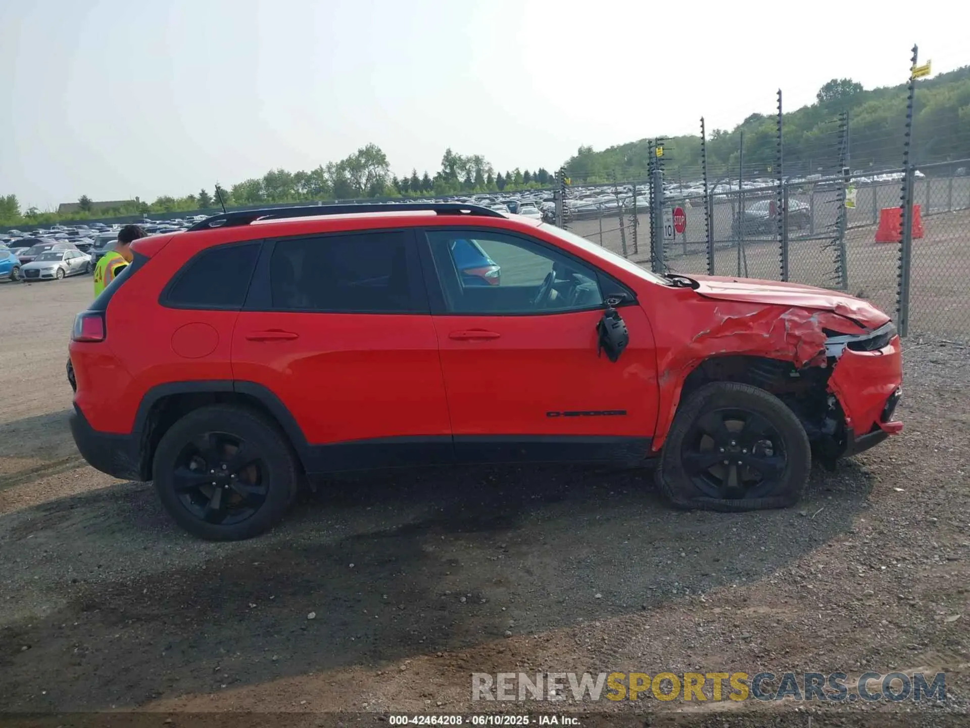 13 Photograph of a damaged car 1C4PJMLB8MD123639 JEEP CHEROKEE 2021