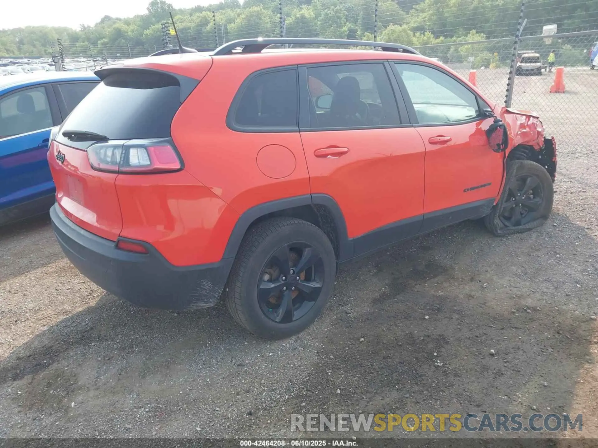 4 Photograph of a damaged car 1C4PJMLB8MD123639 JEEP CHEROKEE 2021