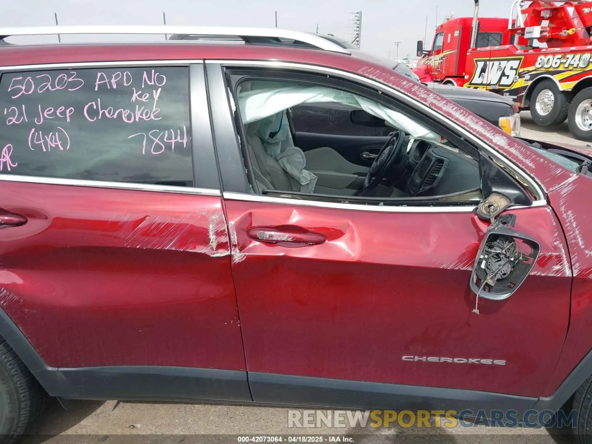 12 Photograph of a damaged car 1C4PJMLB8MD147844 JEEP CHEROKEE 2021