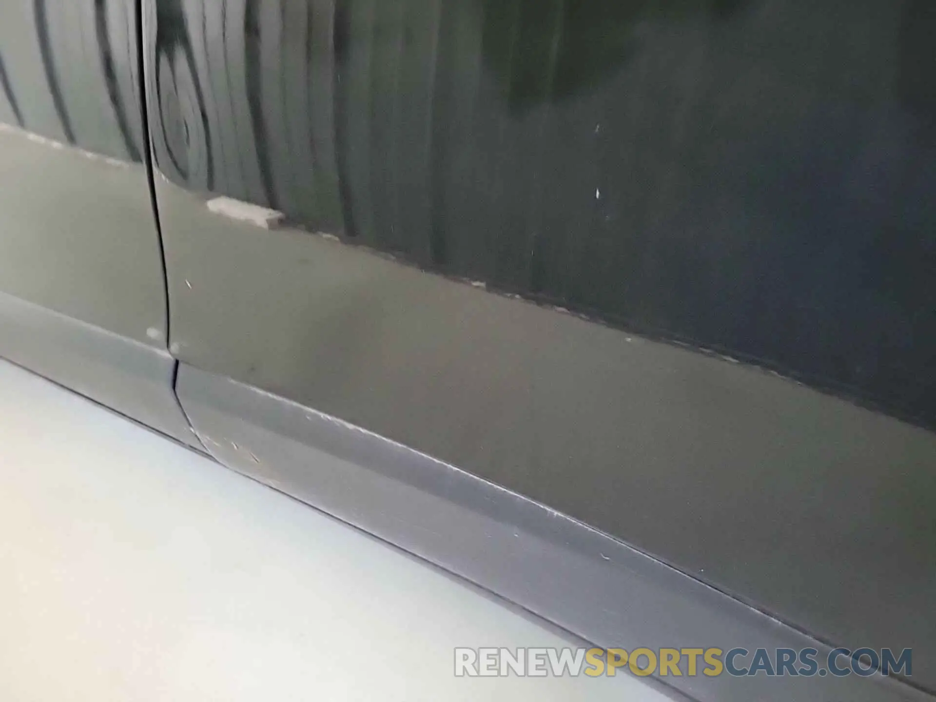 8 Photograph of a damaged car 1C4PJMLB8MD221327 JEEP CHEROKEE 2021