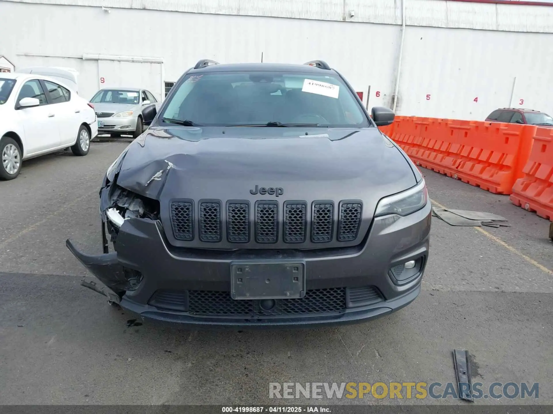 12 Photograph of a damaged car 1C4PJMLB9MD140076 JEEP CHEROKEE 2021