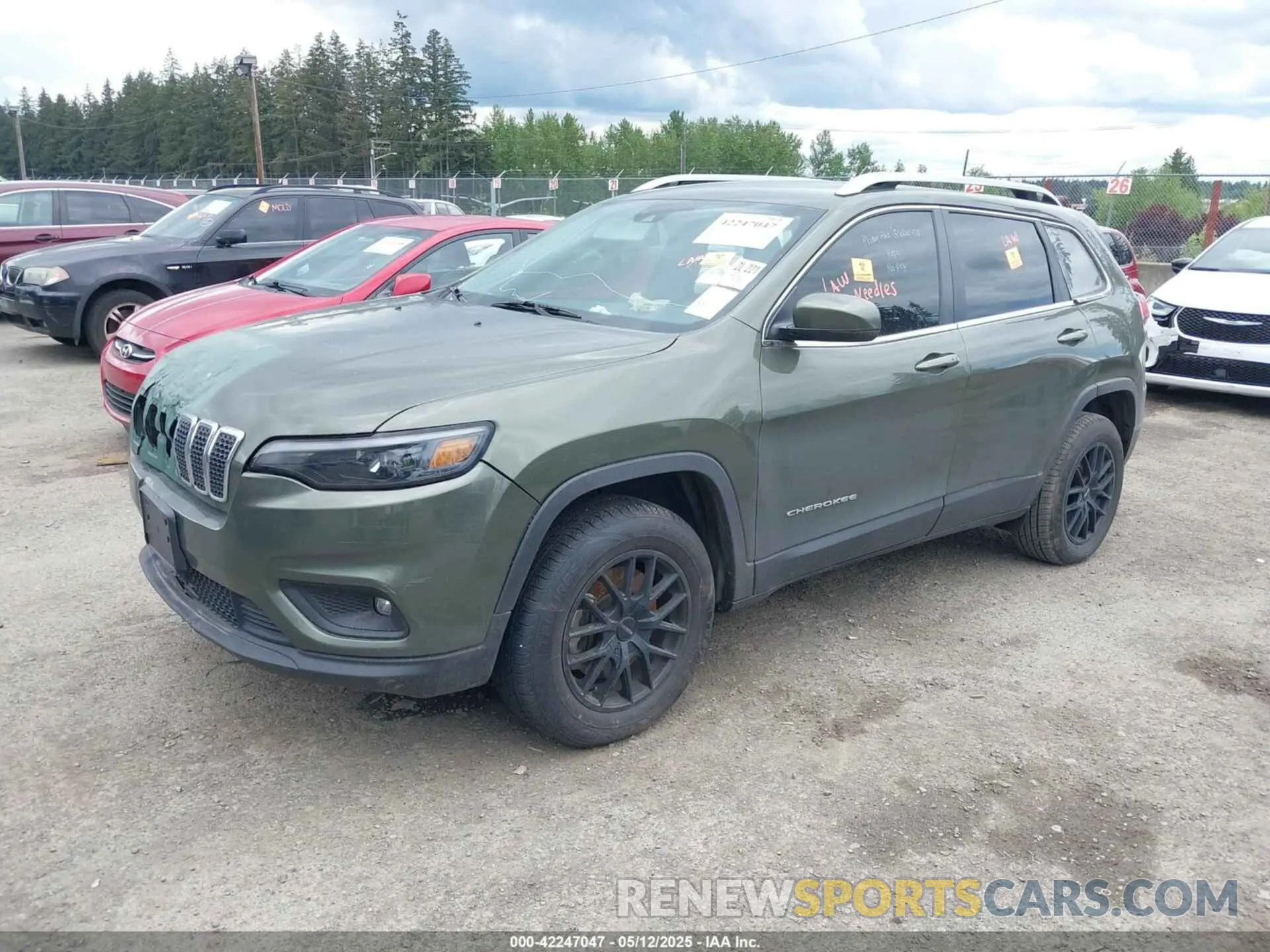 2 Photograph of a damaged car 1C4PJMLB9MD233163 JEEP CHEROKEE 2021
