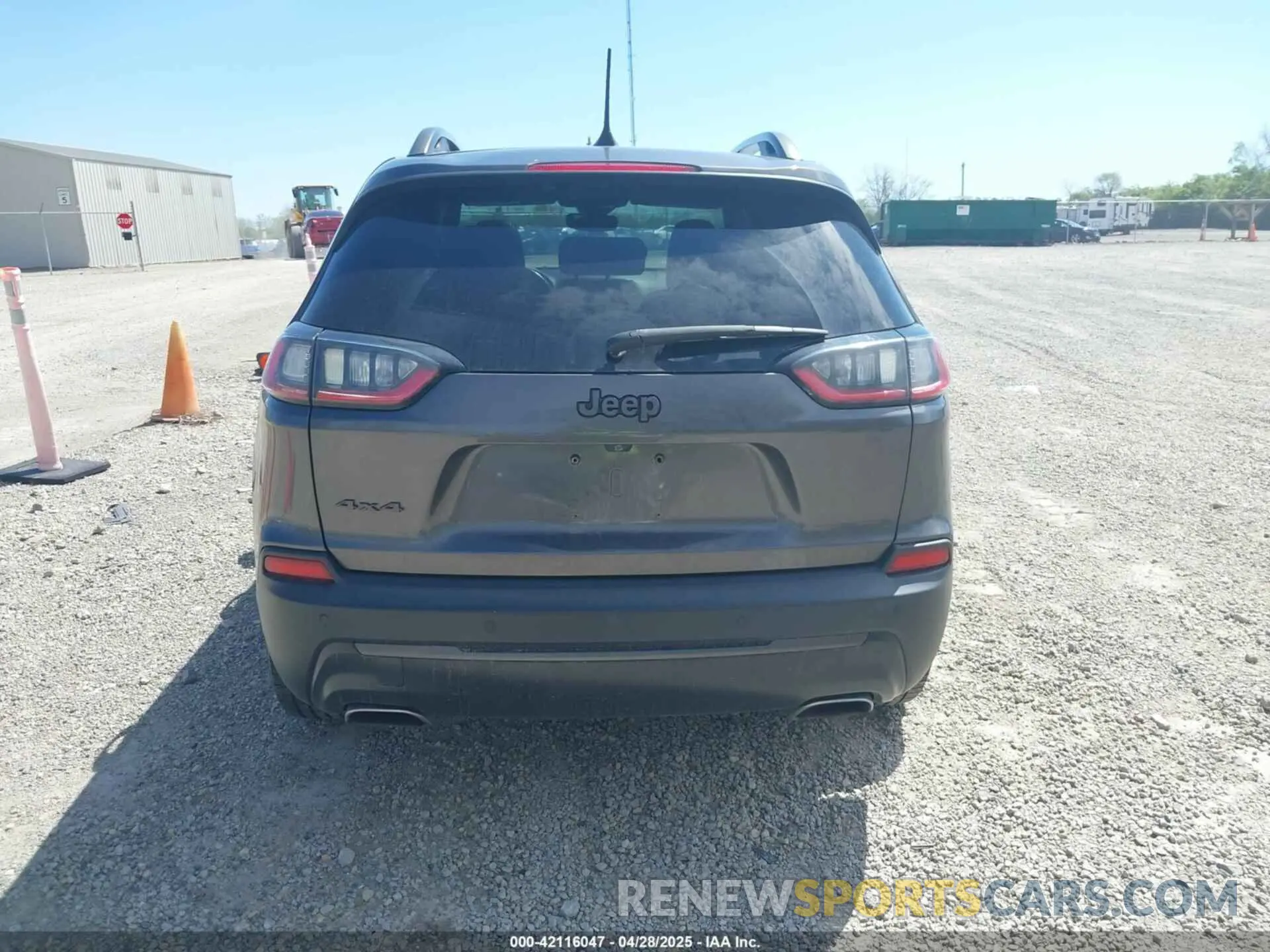 16 Photograph of a damaged car 1C4PJMMNXMD153105 JEEP CHEROKEE 2021