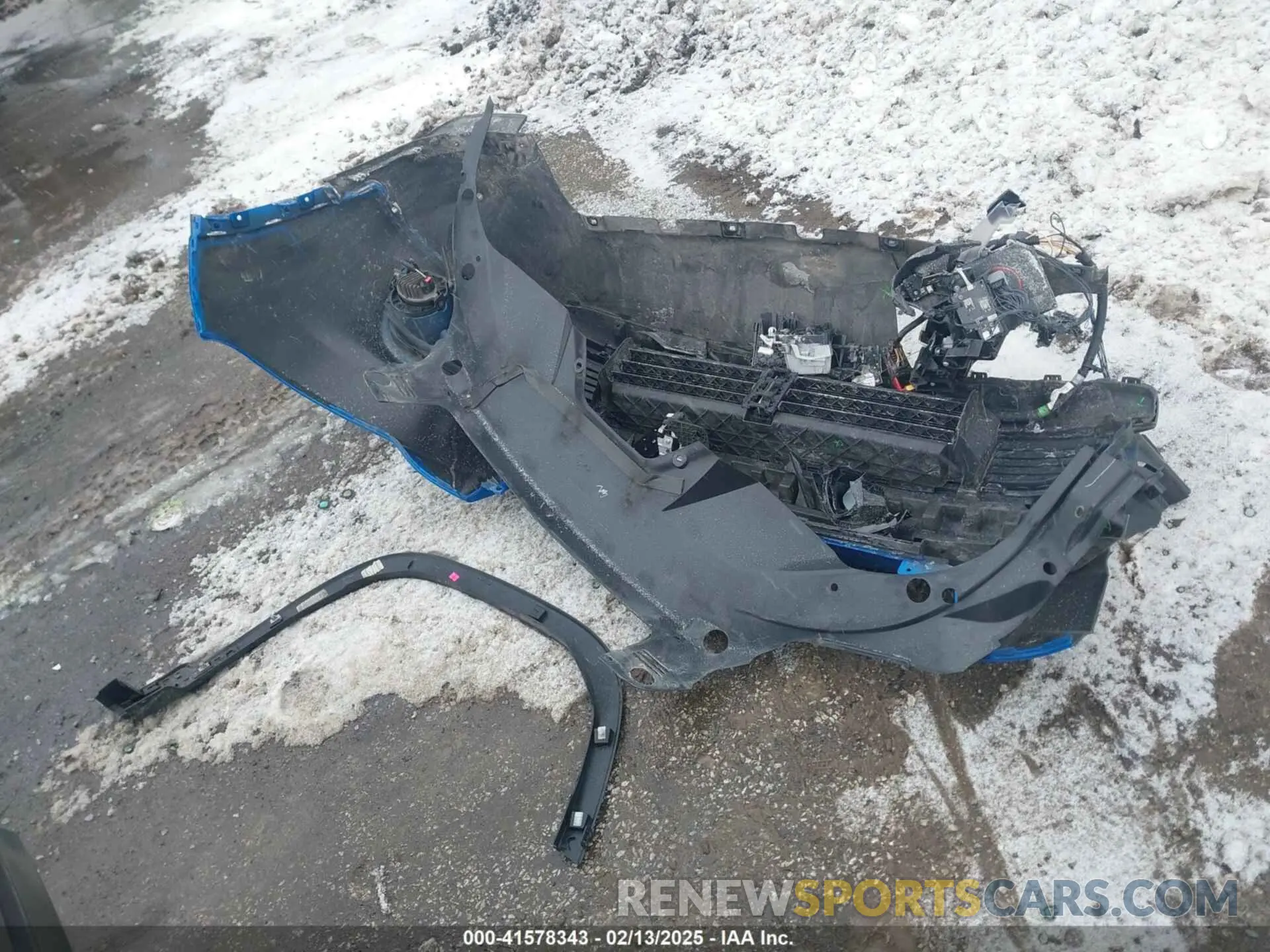 12 Photograph of a damaged car 1C4PJMMX0MD183196 JEEP CHEROKEE 2021