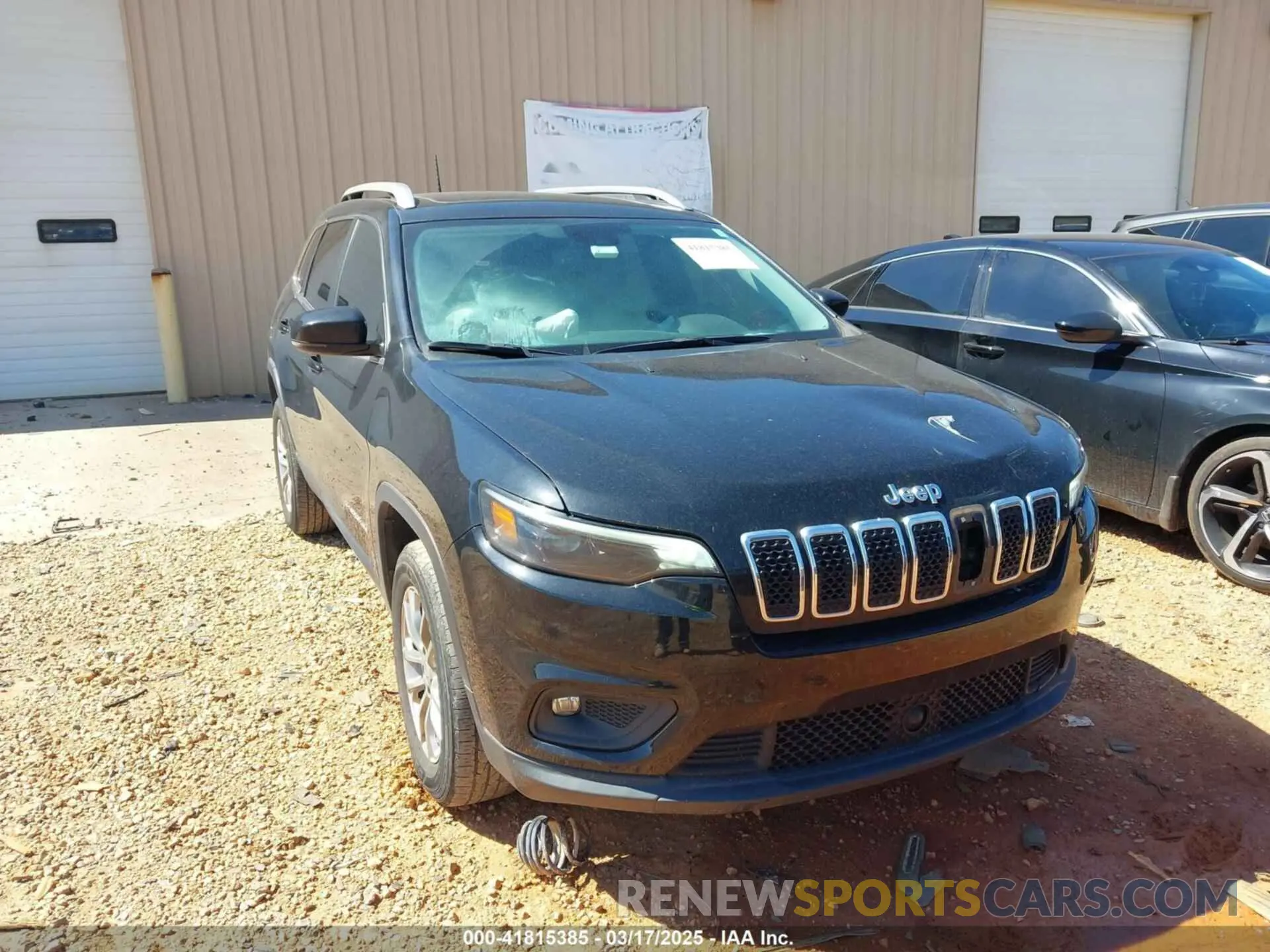 1 Photograph of a damaged car 1C4PJMMX1MD109611 JEEP CHEROKEE 2021