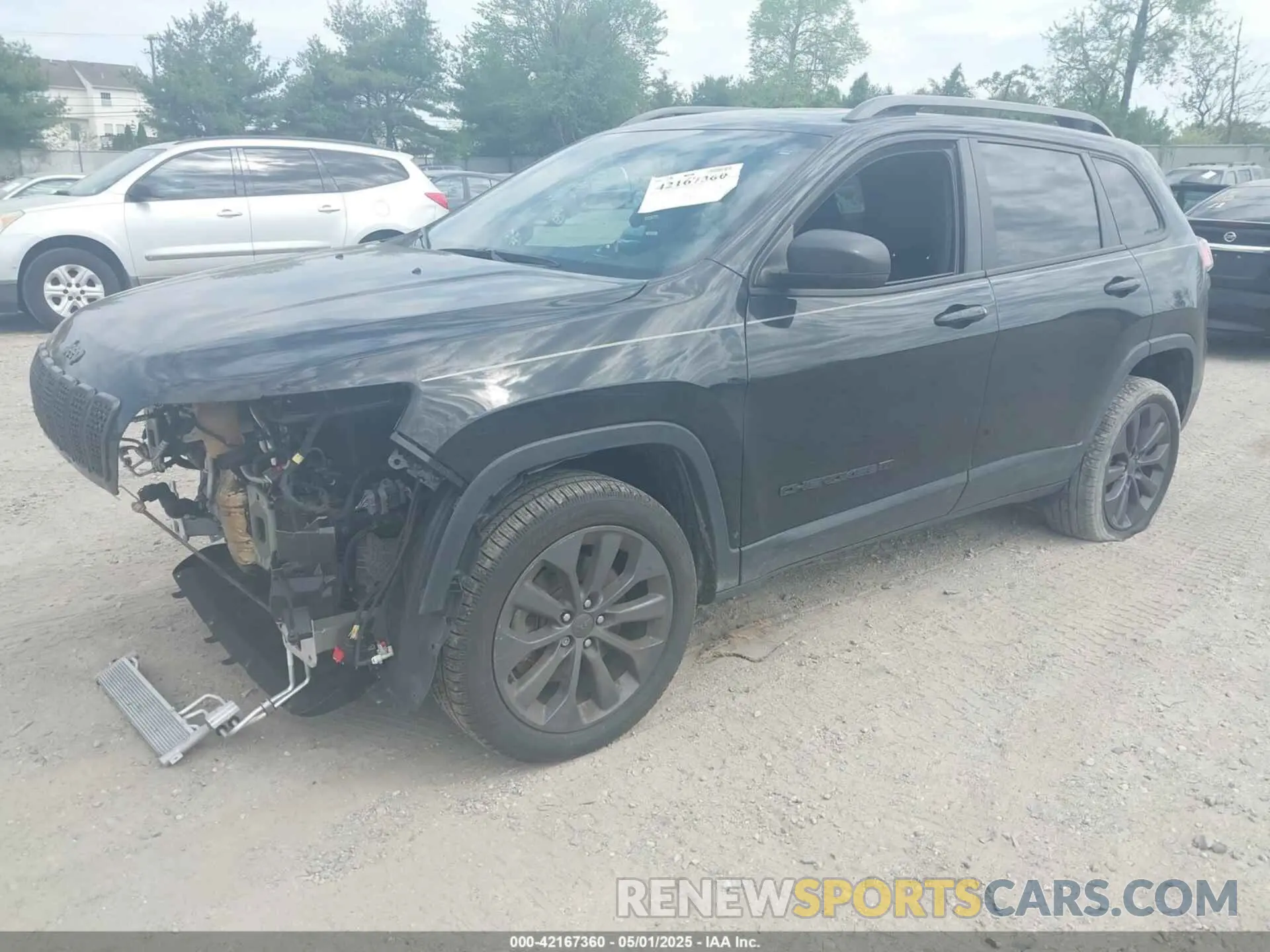 2 Photograph of a damaged car 1C4PJMMX6MD135413 JEEP CHEROKEE 2021