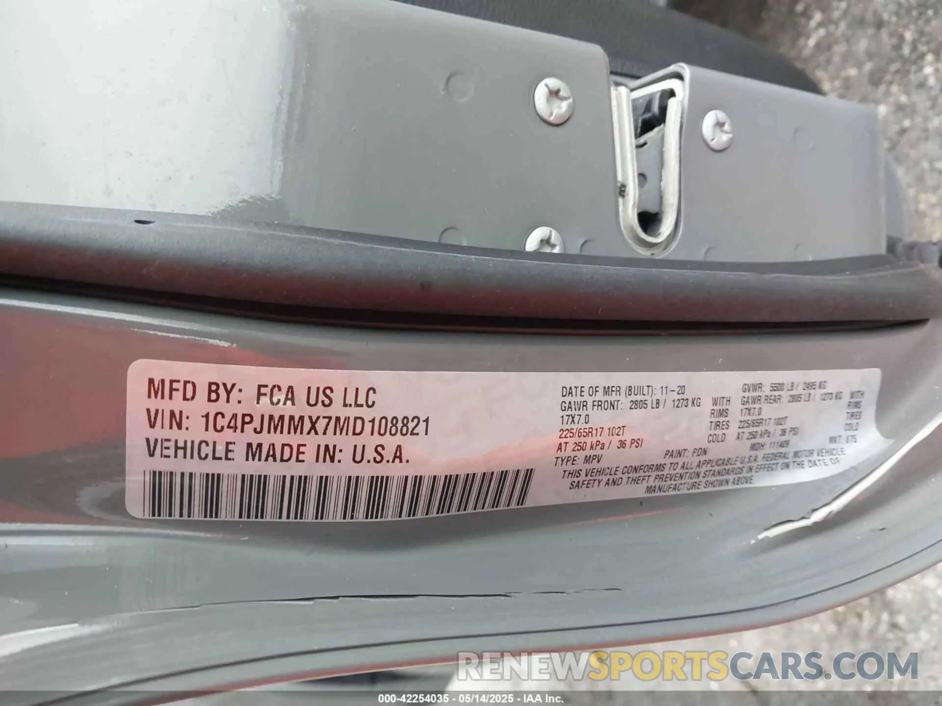 9 Photograph of a damaged car 1C4PJMMX7MD108821 JEEP CHEROKEE 2021