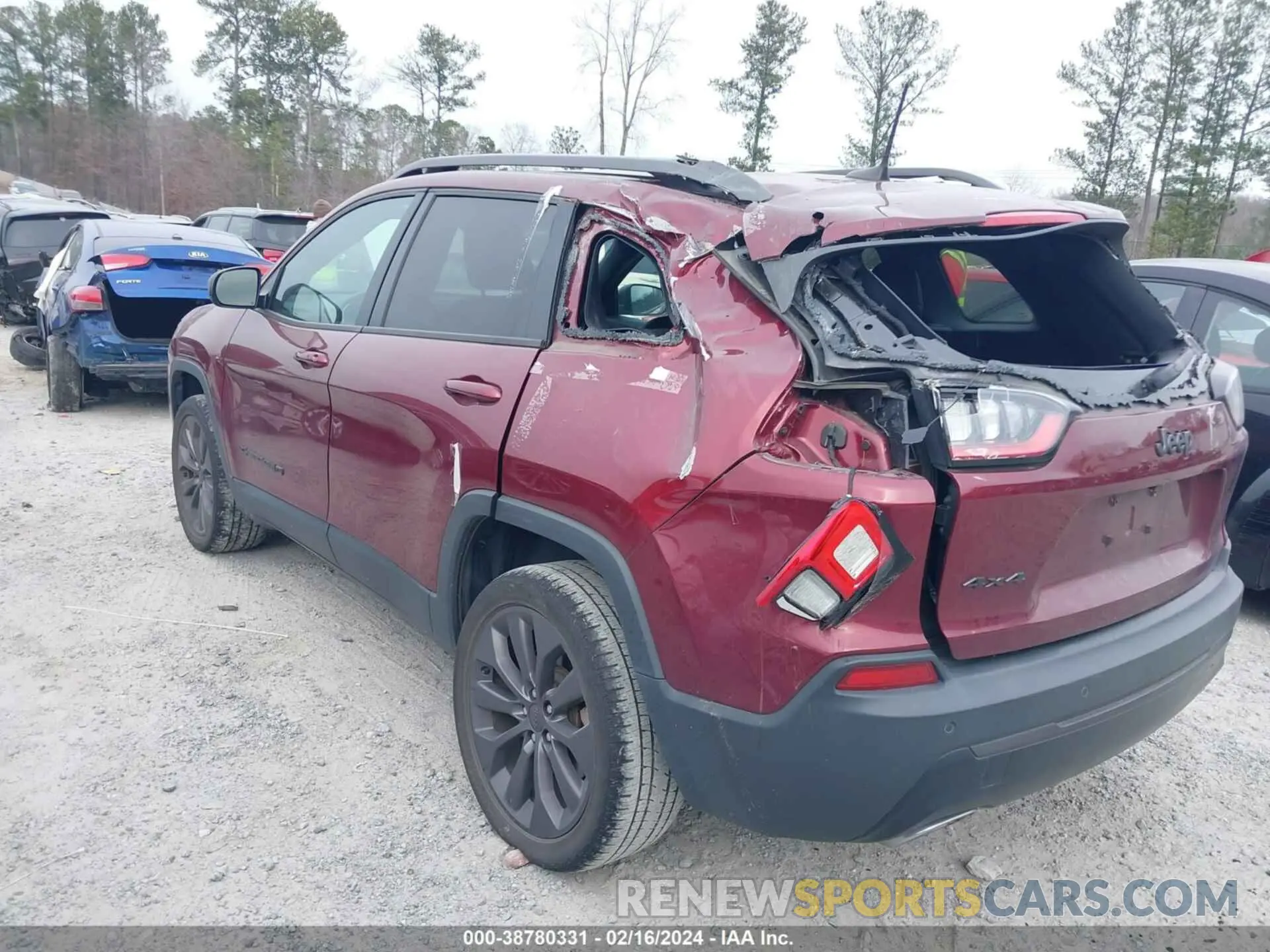 3 Photograph of a damaged car 1C4PJMMX7MD111119 JEEP CHEROKEE 2021