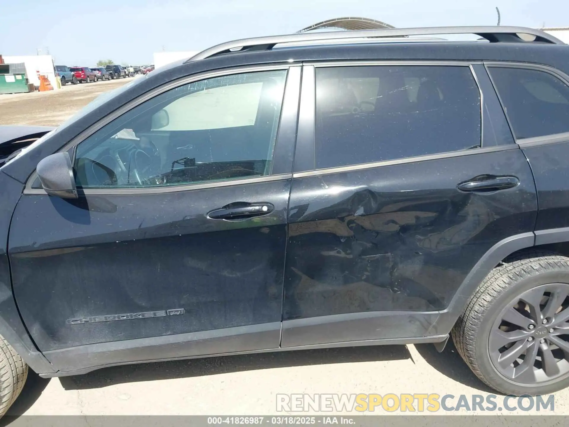 15 Photograph of a damaged car 1C4PJMMX8MD181406 JEEP CHEROKEE 2021