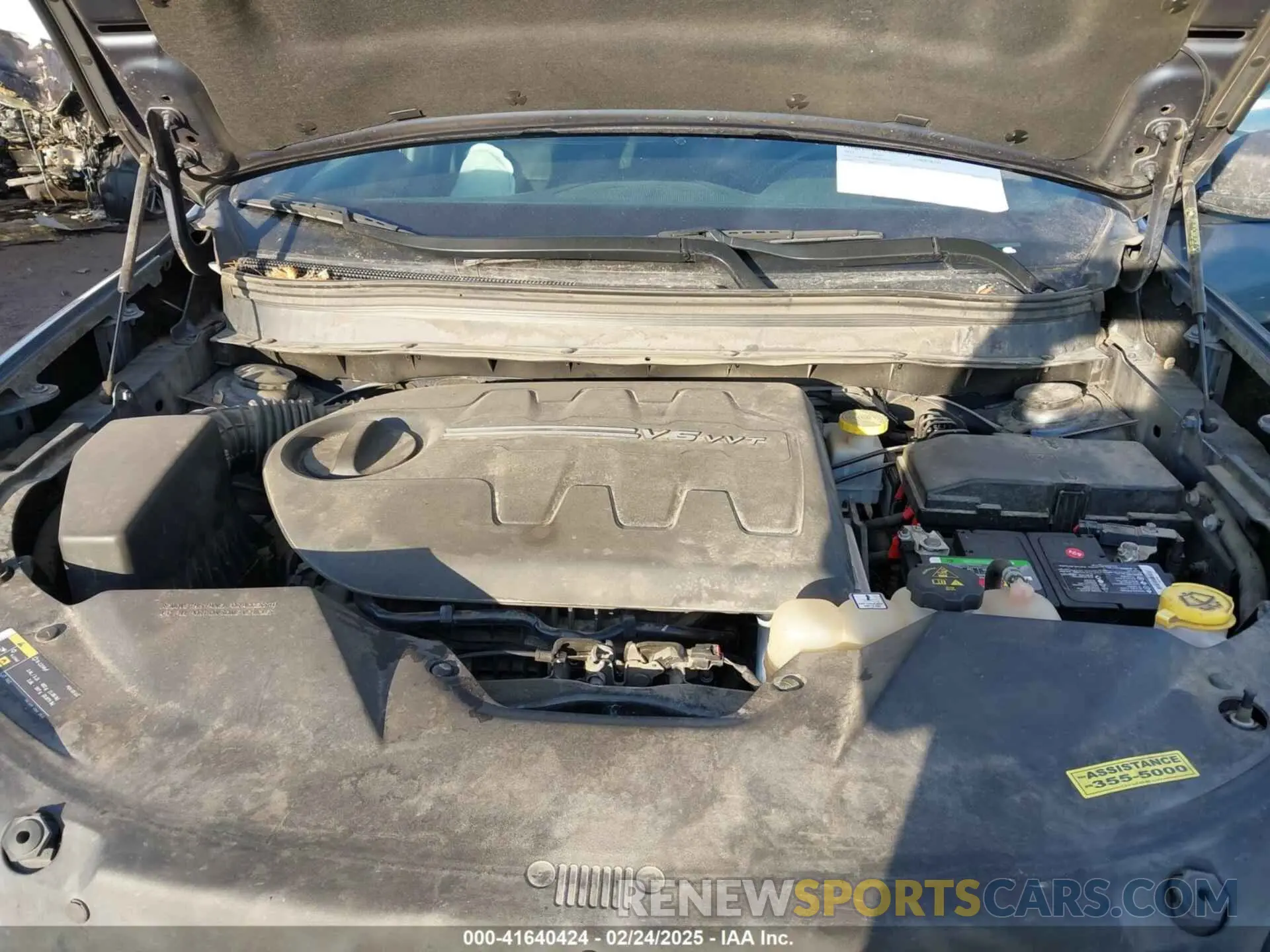 10 Photograph of a damaged car 1C4PJMMXXMD206516 JEEP CHEROKEE 2021