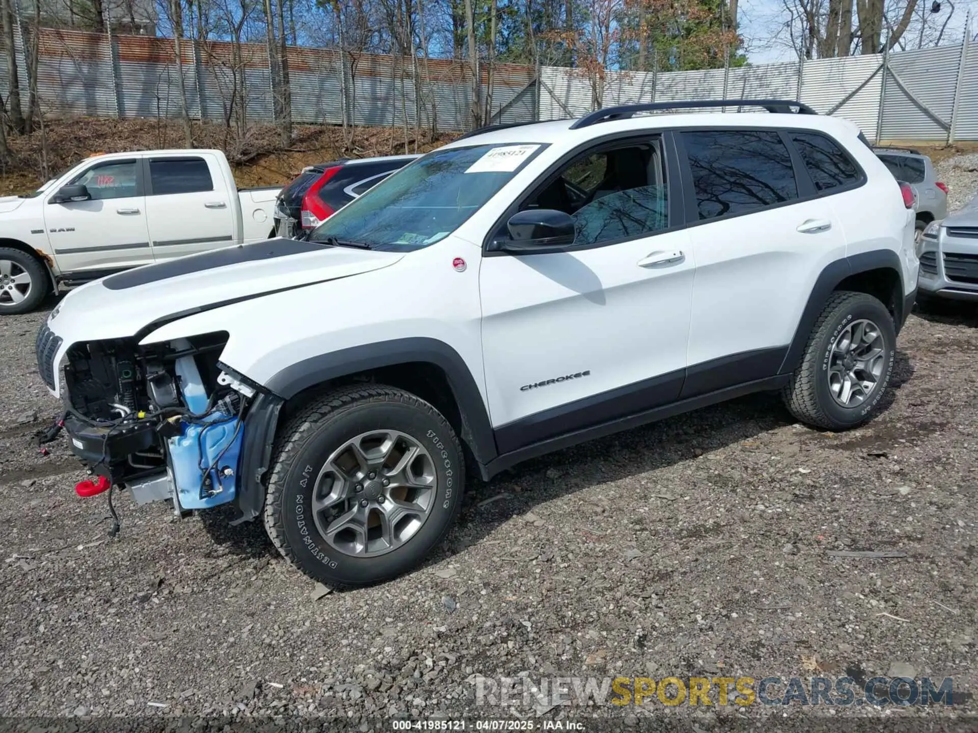 2 Photograph of a damaged car 1C4PJMBX0ND545659 JEEP CHEROKEE 2022