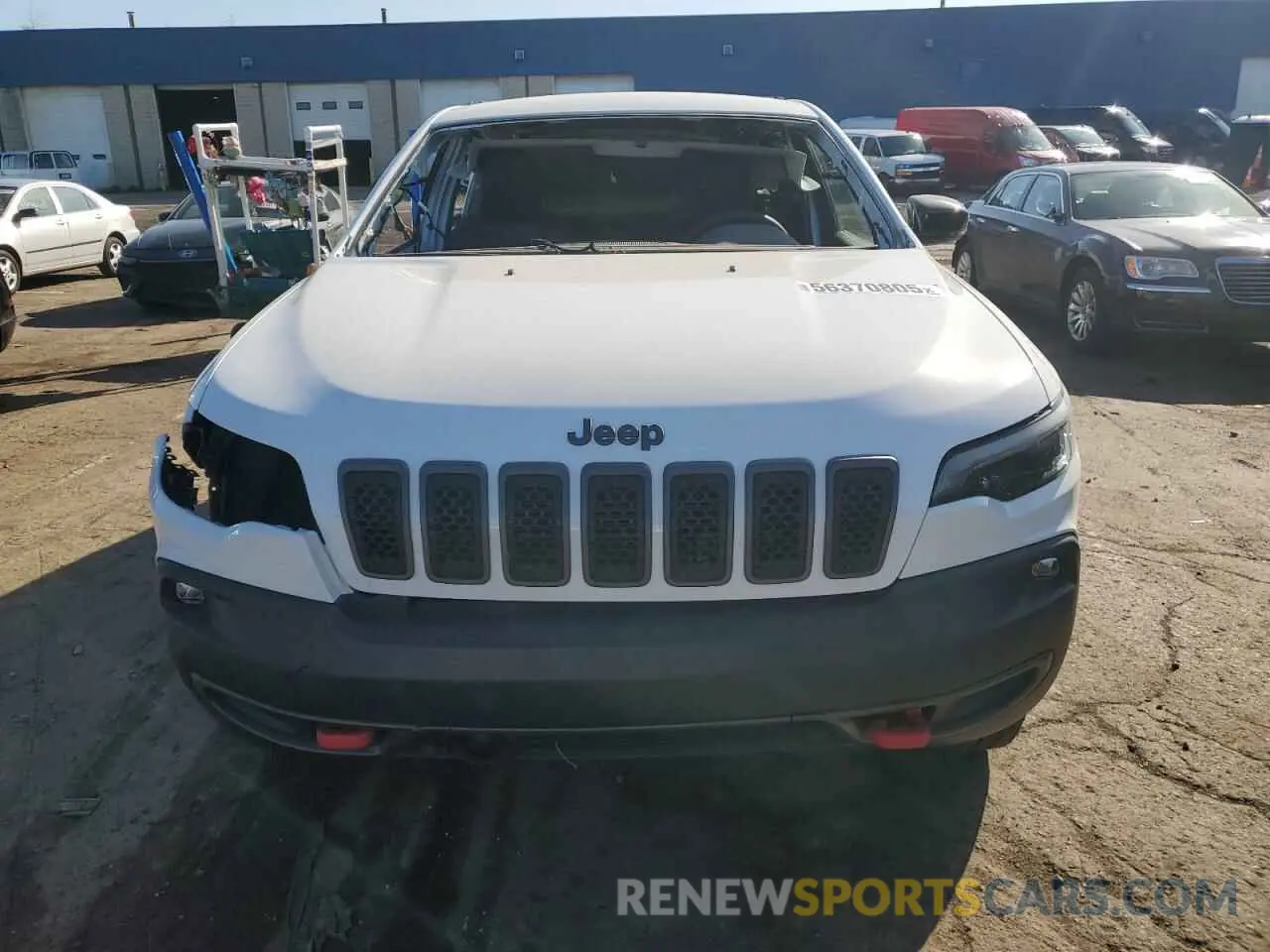 5 Photograph of a damaged car 1C4PJMBX1ND524383 JEEP CHEROKEE 2022