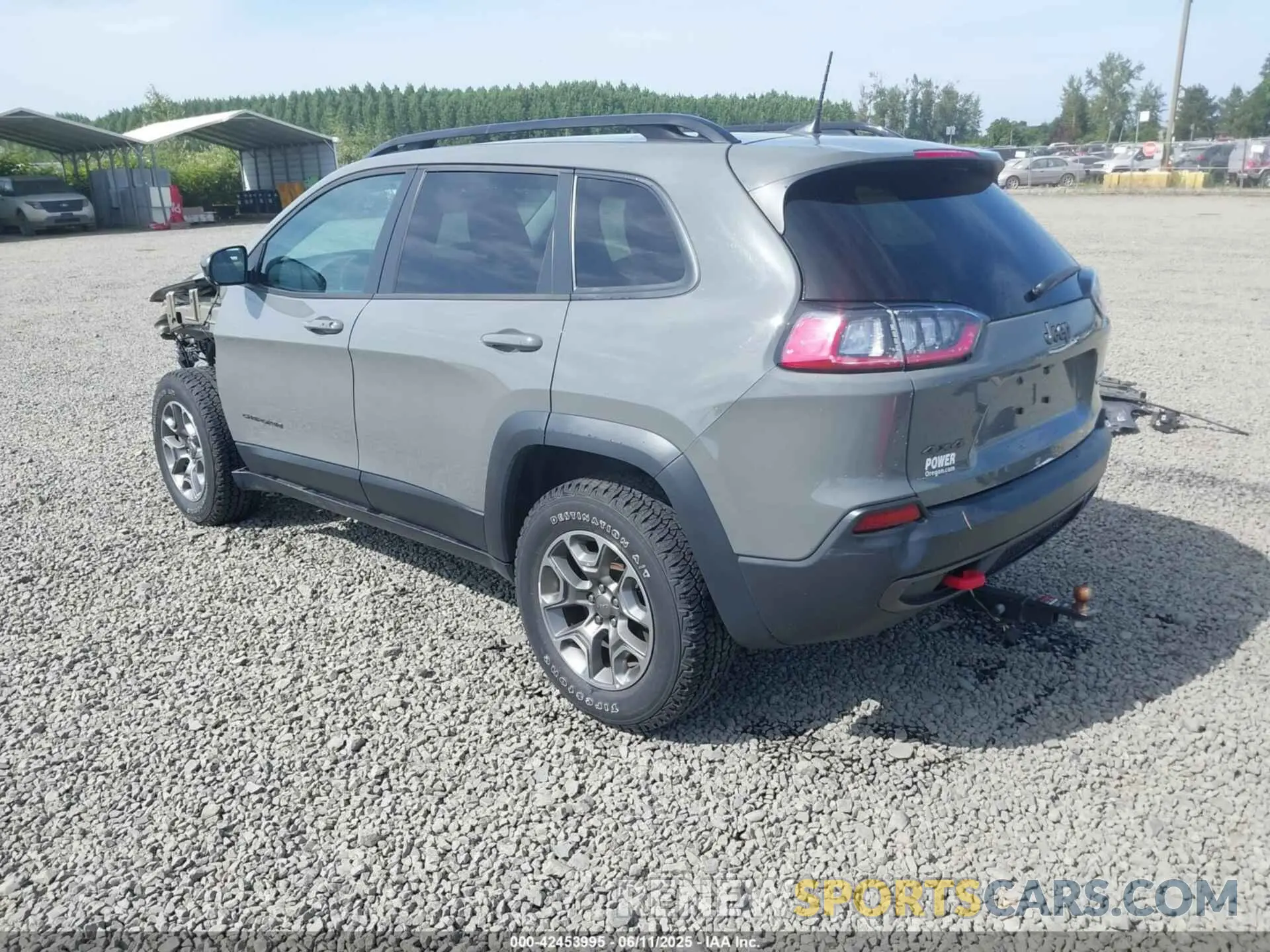 3 Photograph of a damaged car 1C4PJMBX2ND525770 JEEP CHEROKEE 2022
