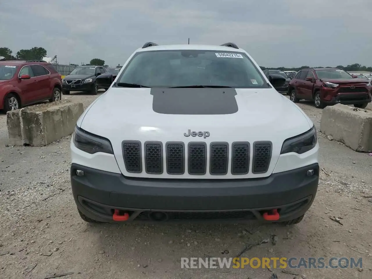 5 Photograph of a damaged car 1C4PJMBX2ND548837 JEEP CHEROKEE 2022