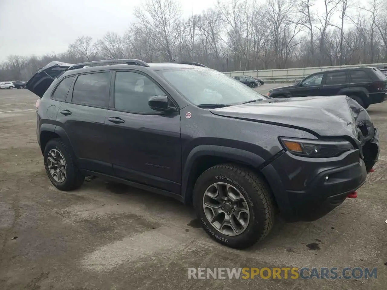 4 Photograph of a damaged car 1C4PJMBX3ND540147 JEEP CHEROKEE 2022