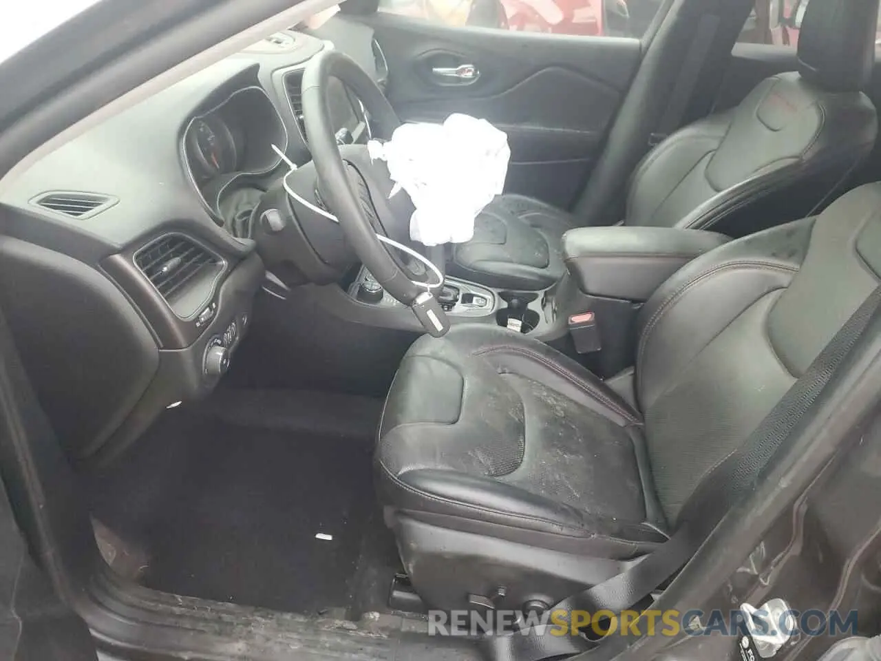 7 Photograph of a damaged car 1C4PJMBX3ND540147 JEEP CHEROKEE 2022
