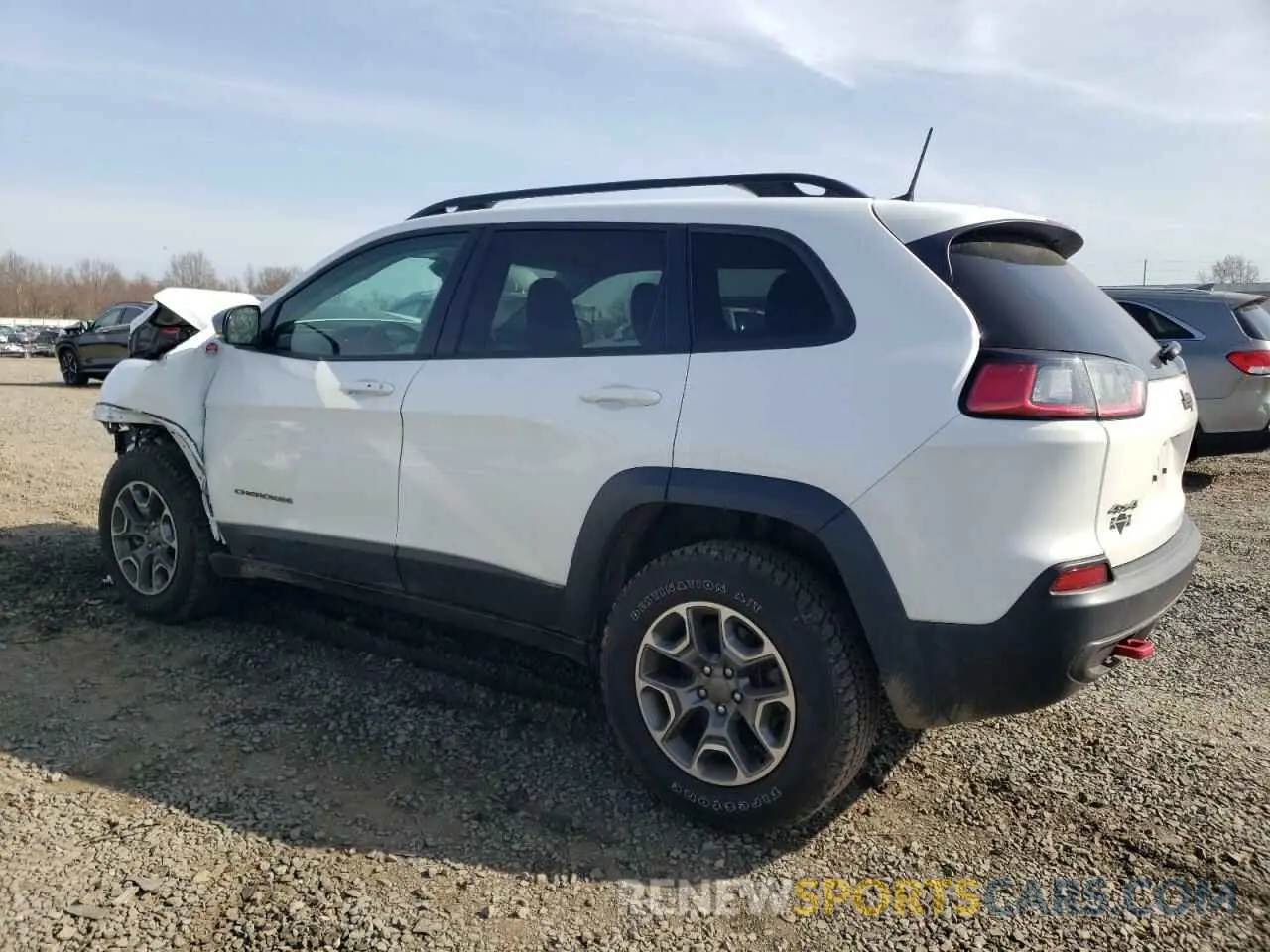 2 Photograph of a damaged car 1C4PJMBX3ND549057 JEEP CHEROKEE 2022