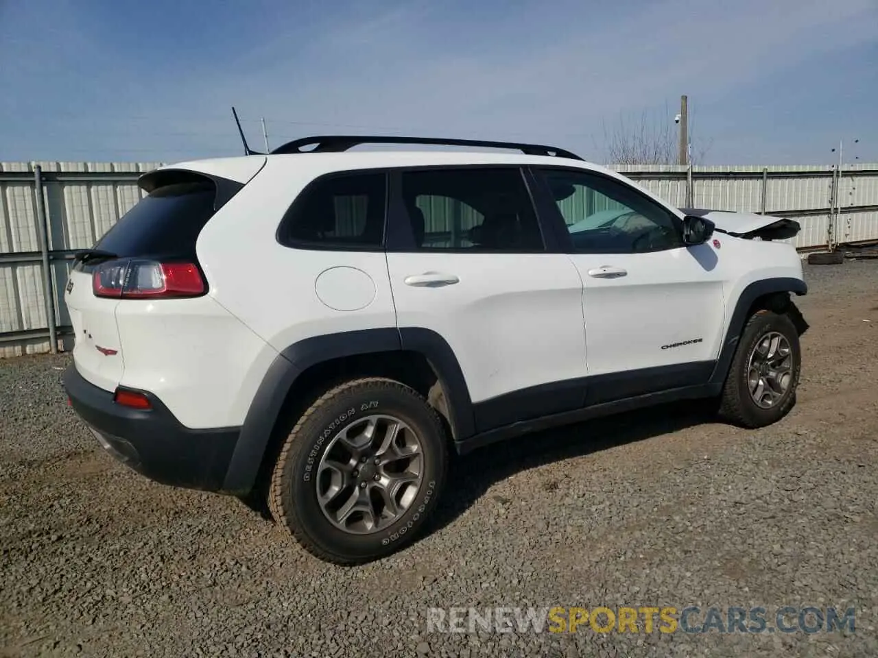 3 Photograph of a damaged car 1C4PJMBX3ND549057 JEEP CHEROKEE 2022