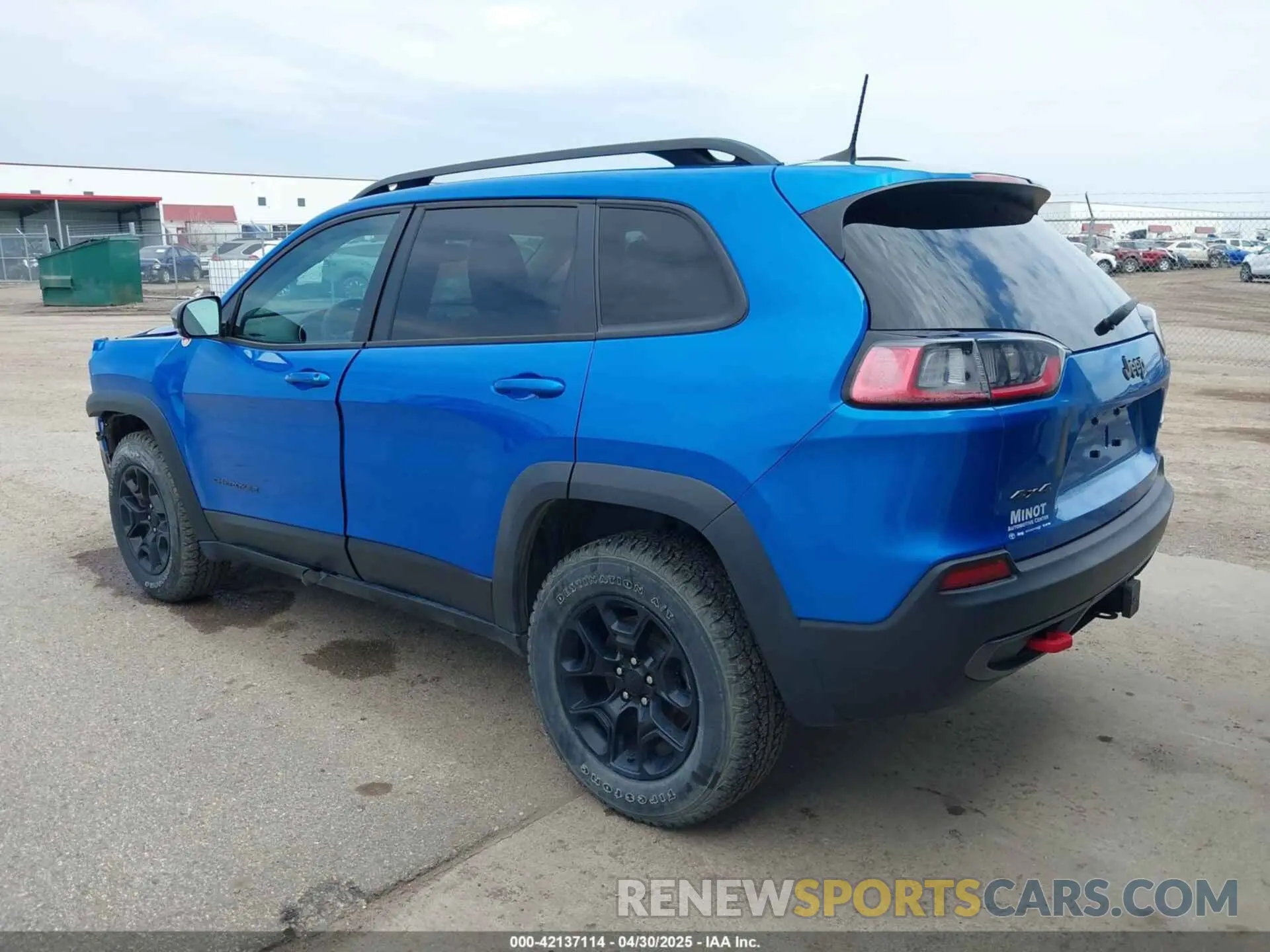 3 Photograph of a damaged car 1C4PJMBX4ND513488 JEEP CHEROKEE 2022