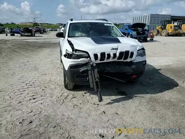 14 Photograph of a damaged car 1C4PJMBX4ND518819 JEEP CHEROKEE 2022