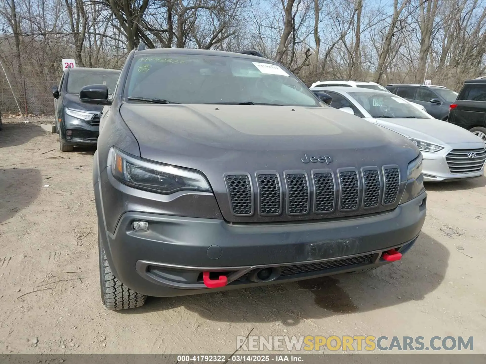 12 Photograph of a damaged car 1C4PJMBX4ND536592 JEEP CHEROKEE 2022