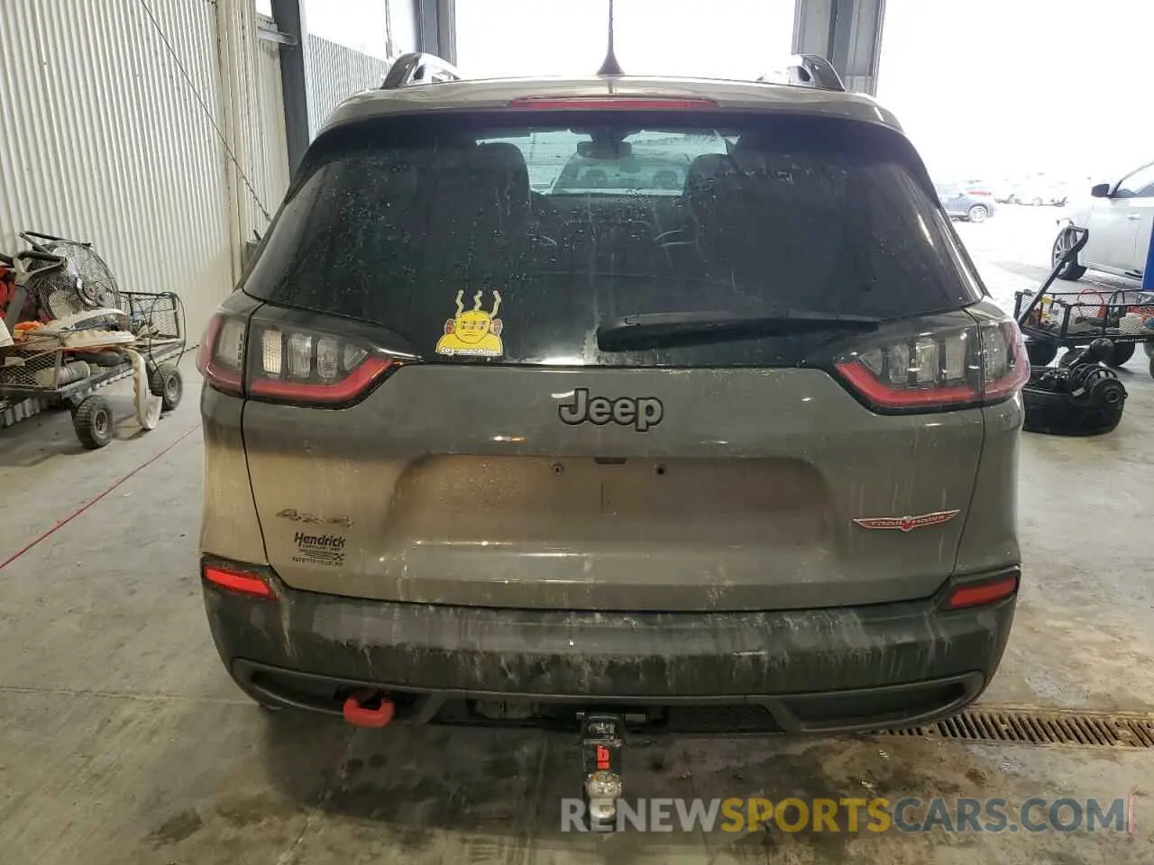 6 Photograph of a damaged car 1C4PJMBX7ND532150 JEEP CHEROKEE 2022