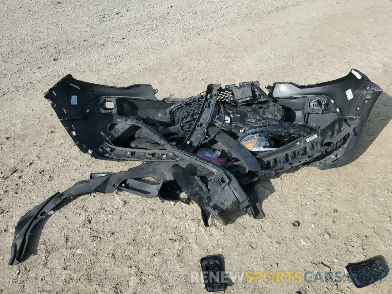 13 Photograph of a damaged car 1C4PJMBX8ND502686 JEEP CHEROKEE 2022