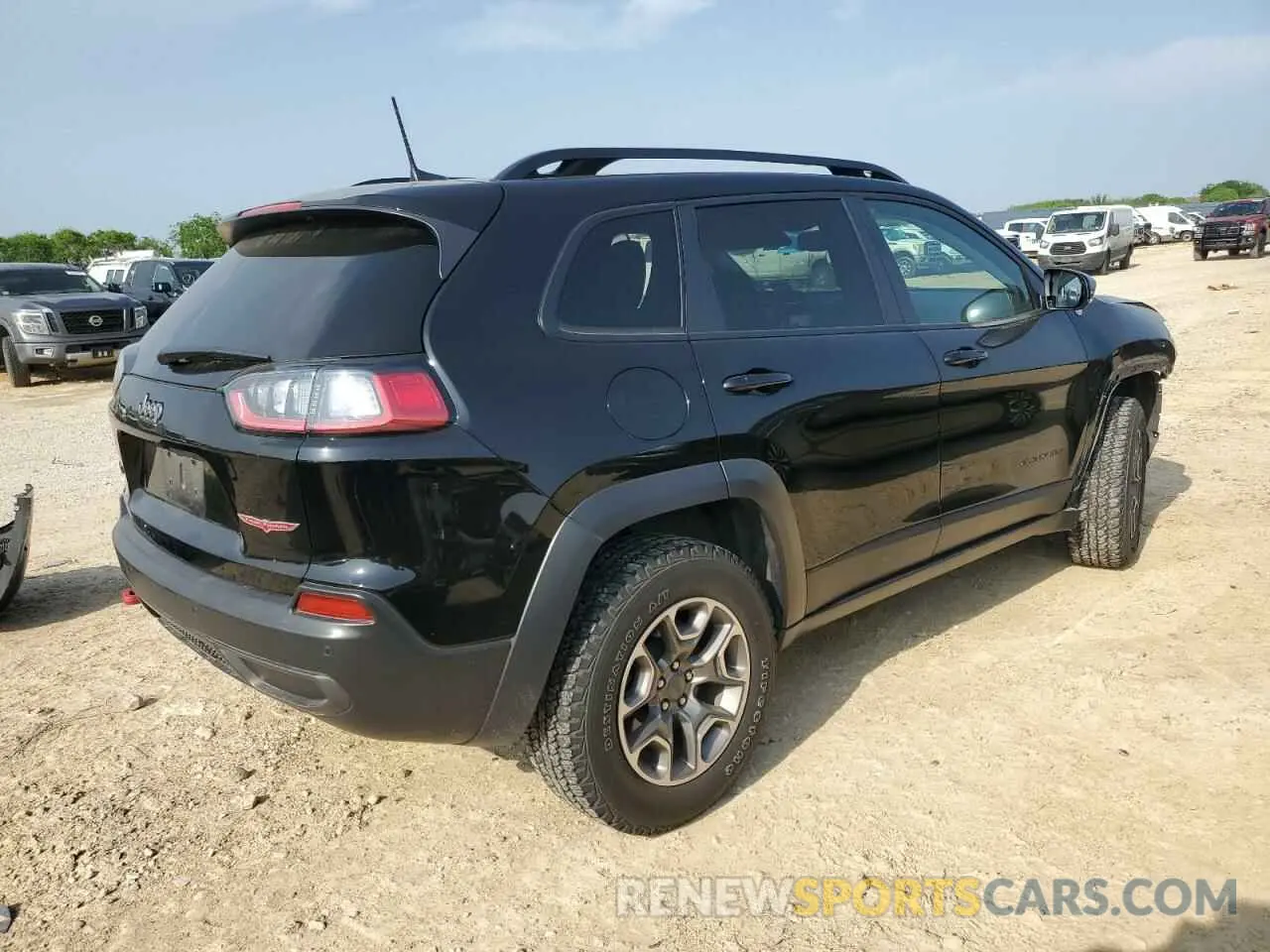 3 Photograph of a damaged car 1C4PJMBX8ND502686 JEEP CHEROKEE 2022