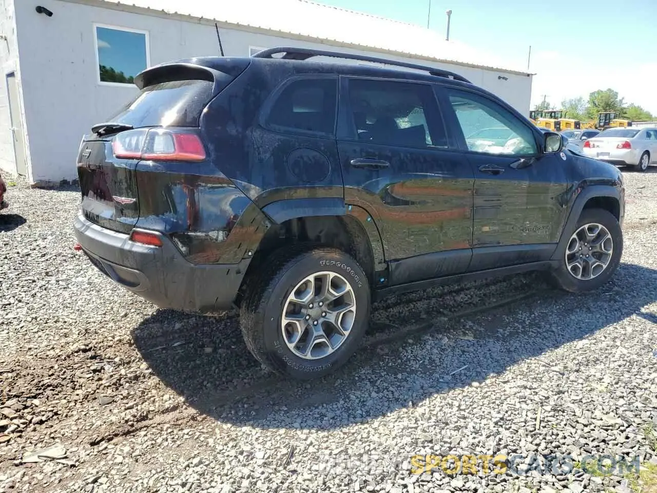 3 Photograph of a damaged car 1C4PJMBX8ND543366 JEEP CHEROKEE 2022
