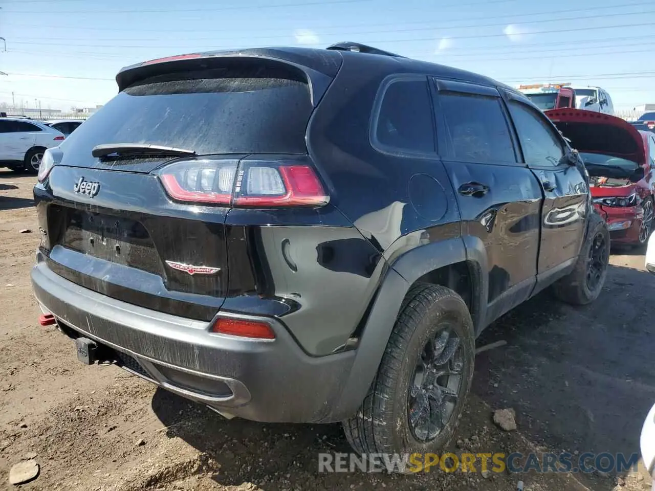 3 Photograph of a damaged car 1C4PJMBX9ND516418 JEEP CHEROKEE 2022