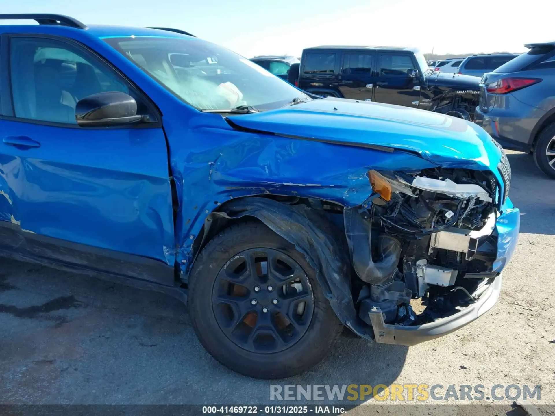 6 Photograph of a damaged car 1C4PJMCX6ND522563 JEEP CHEROKEE 2022