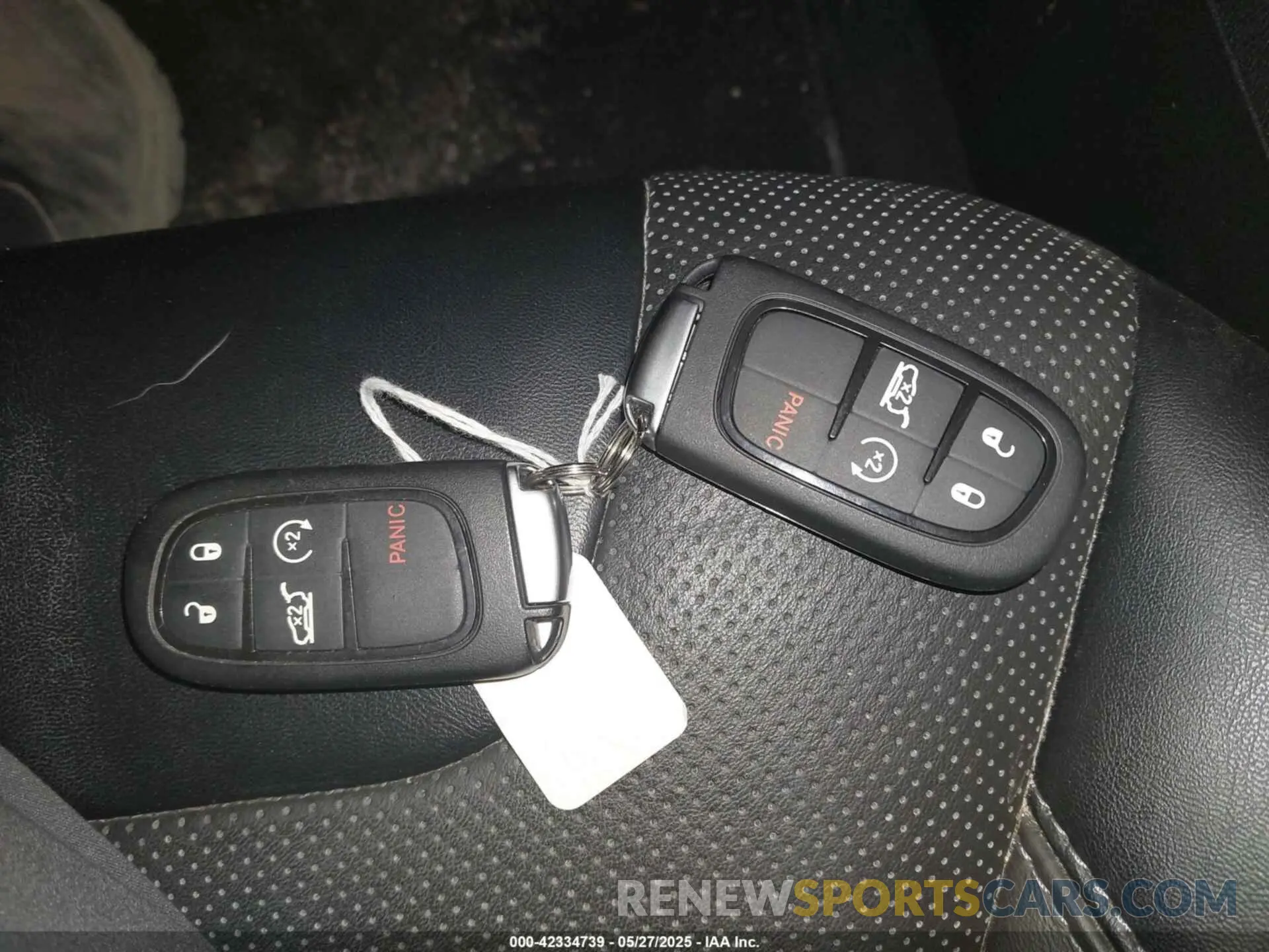 11 Photograph of a damaged car 1C4PJMDX6ND531424 JEEP CHEROKEE 2022