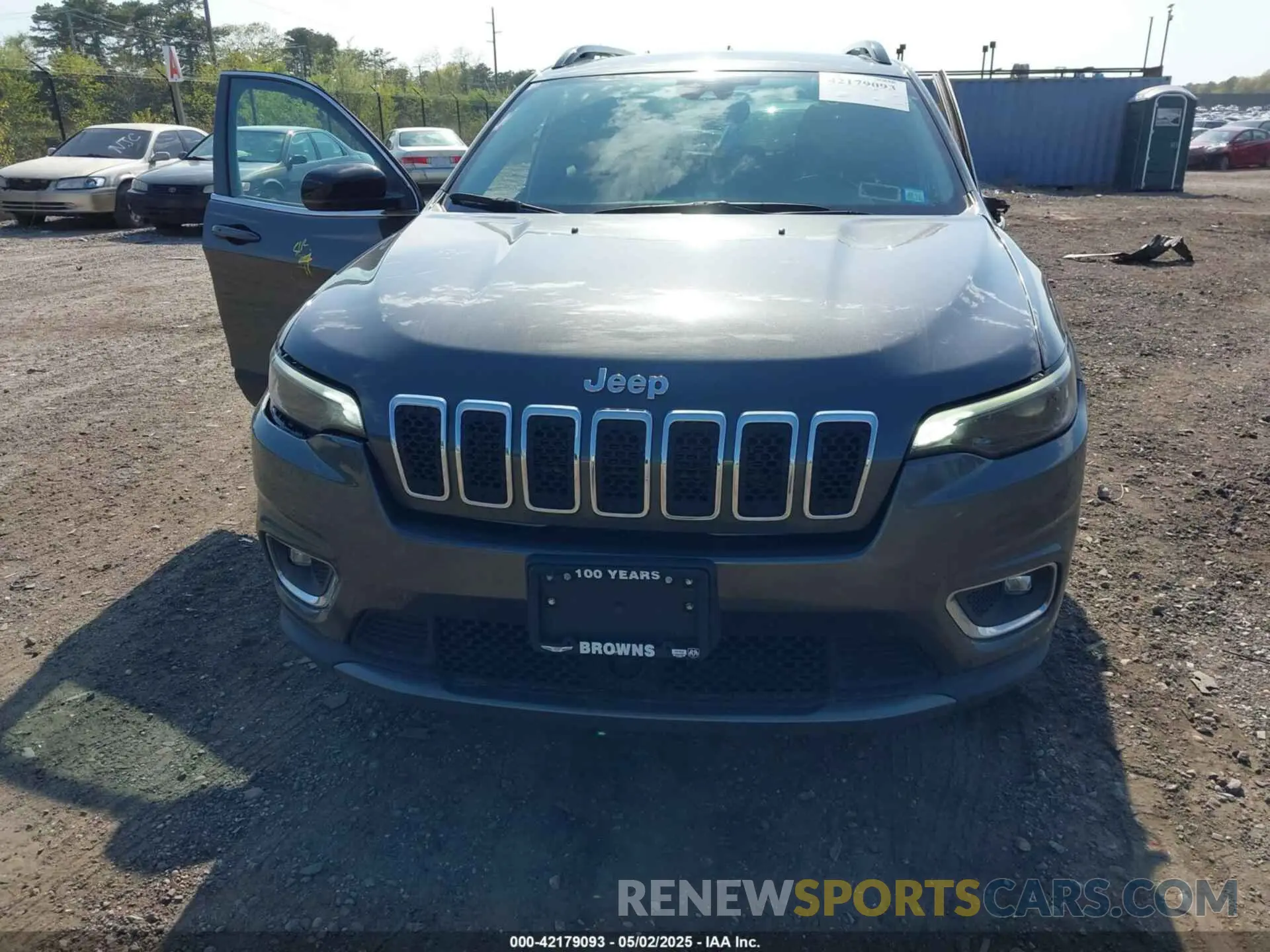 12 Photograph of a damaged car 1C4PJMDX9ND509157 JEEP CHEROKEE 2022