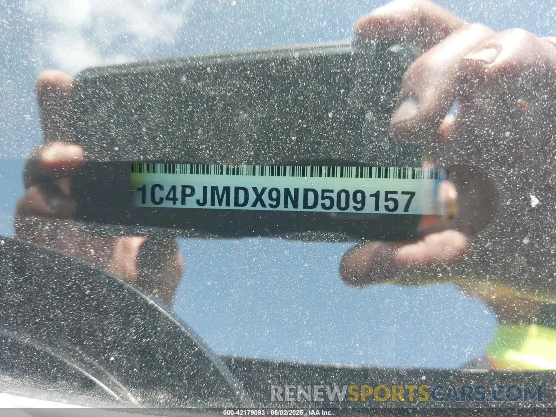 20 Photograph of a damaged car 1C4PJMDX9ND509157 JEEP CHEROKEE 2022