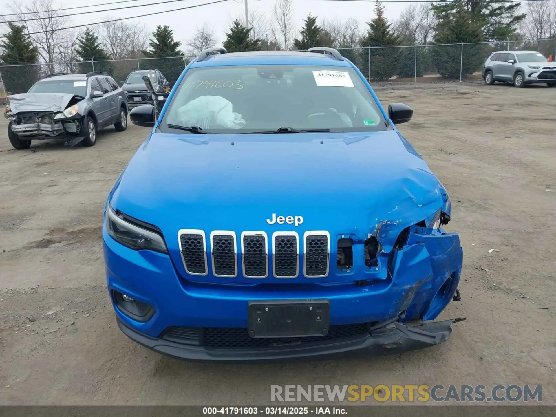 12 Photograph of a damaged car 1C4PJMMX3ND536435 JEEP CHEROKEE 2022