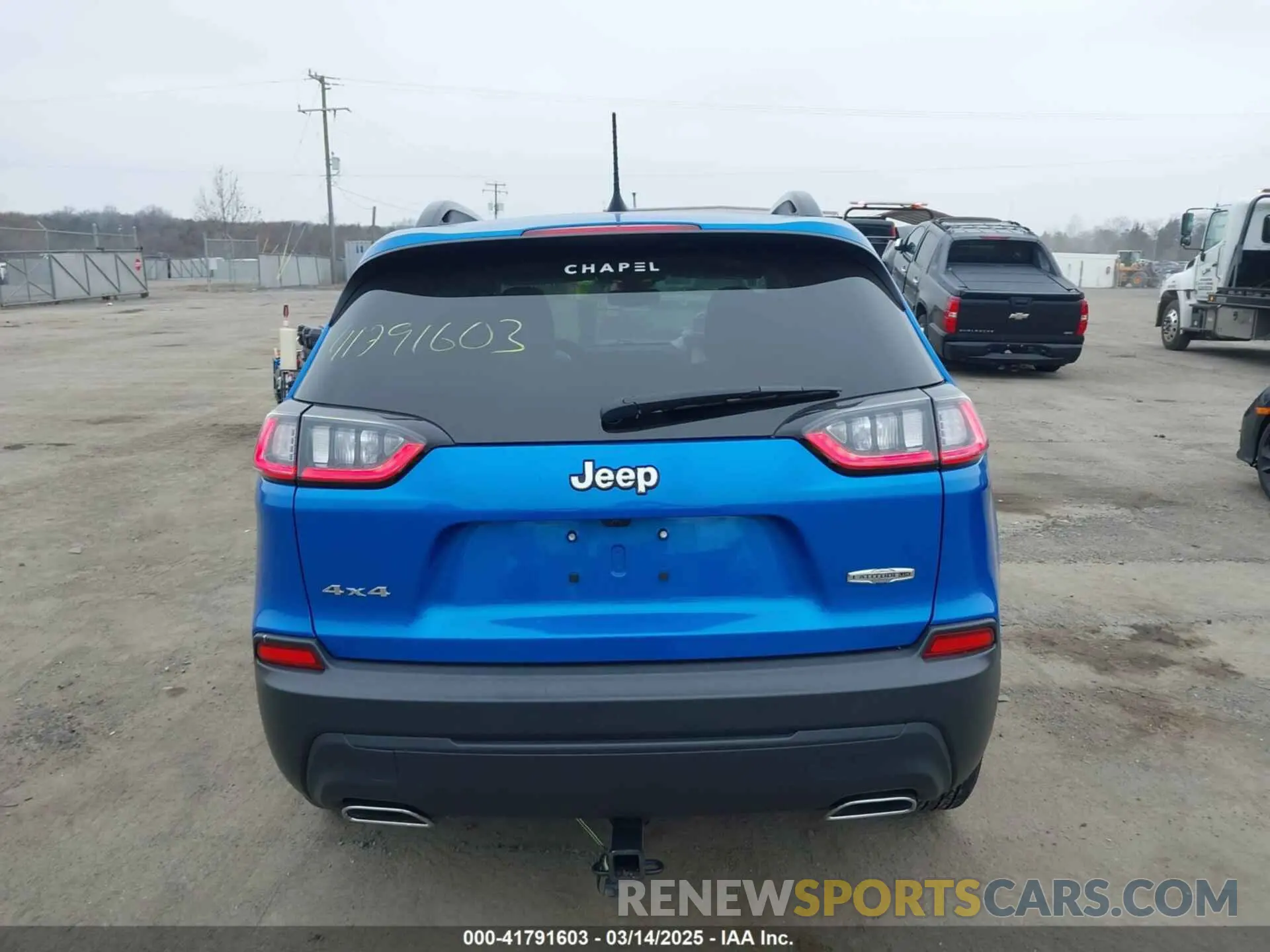 16 Photograph of a damaged car 1C4PJMMX3ND536435 JEEP CHEROKEE 2022