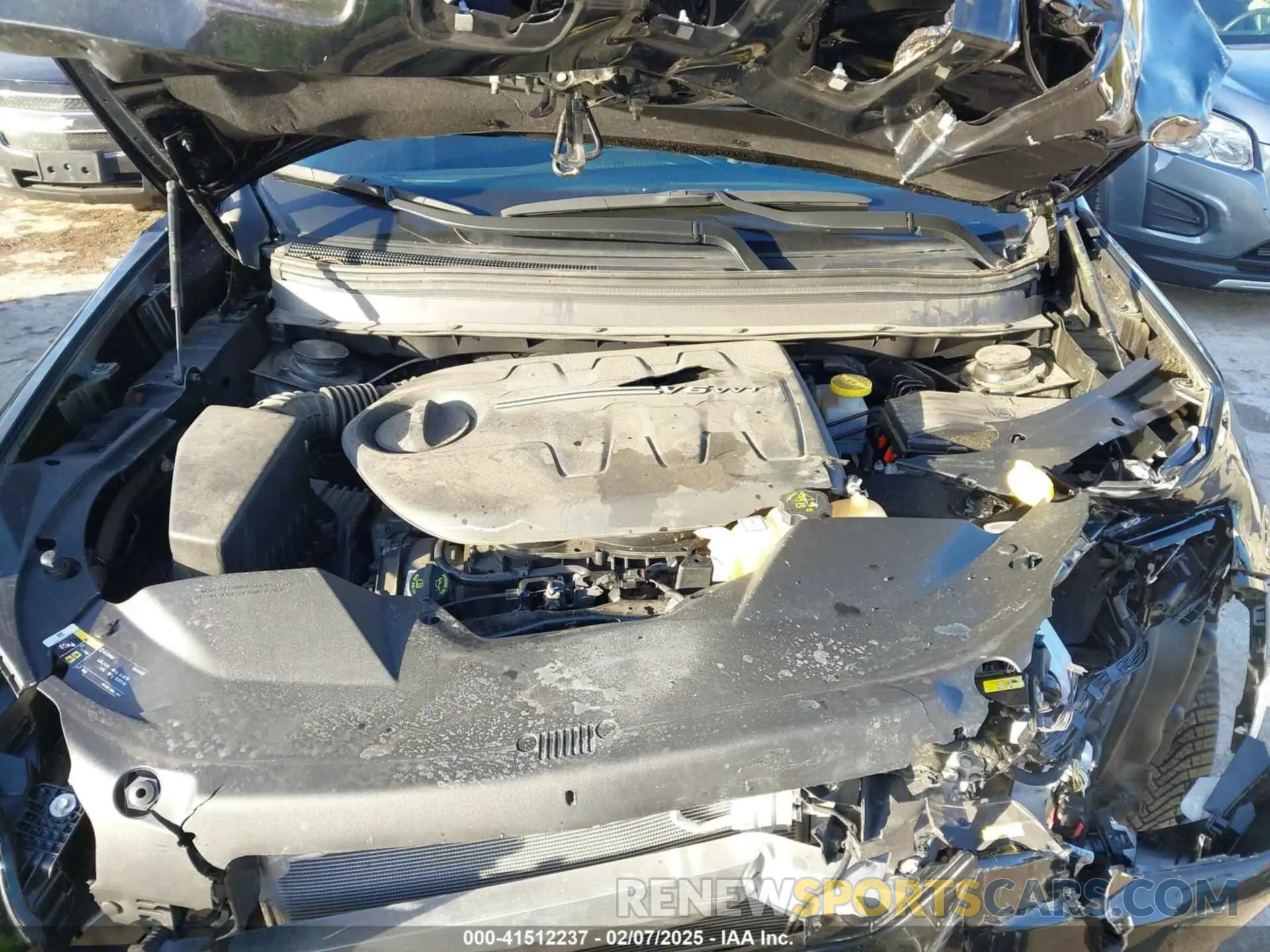 10 Photograph of a damaged car 1C4PJMMX6ND509858 JEEP CHEROKEE 2022