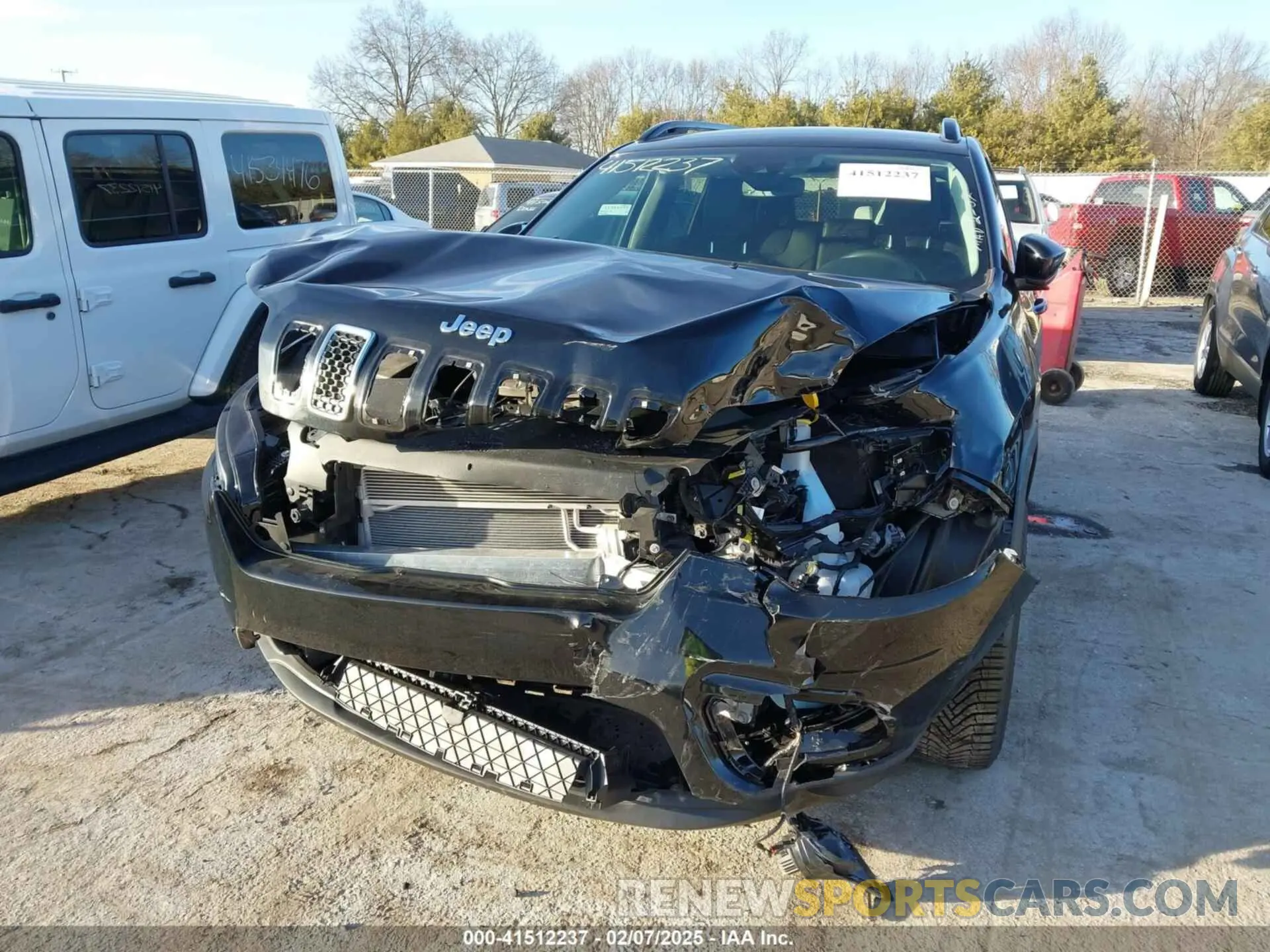 6 Photograph of a damaged car 1C4PJMMX6ND509858 JEEP CHEROKEE 2022