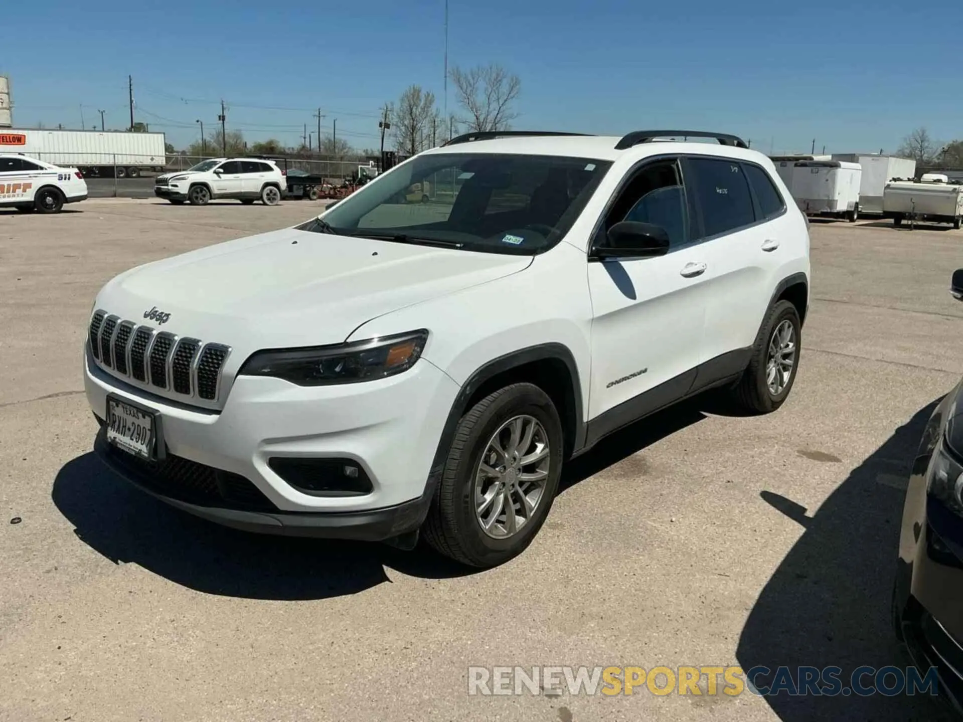 22 Photograph of a damaged car 1C4PJMMX8ND505908 JEEP CHEROKEE 2022