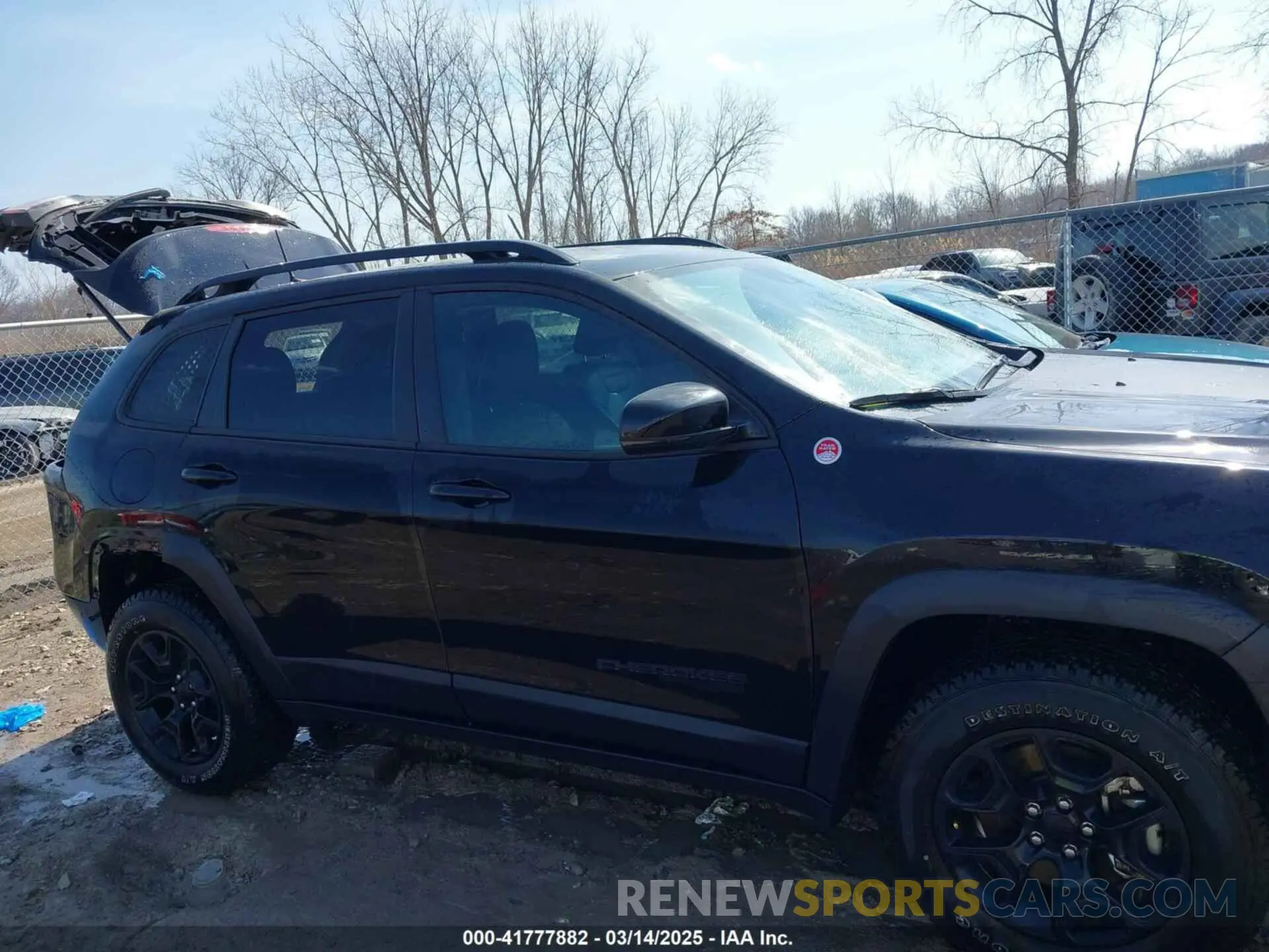 13 Photograph of a damaged car 1C4PJMBN3PD104741 JEEP CHEROKEE 2023