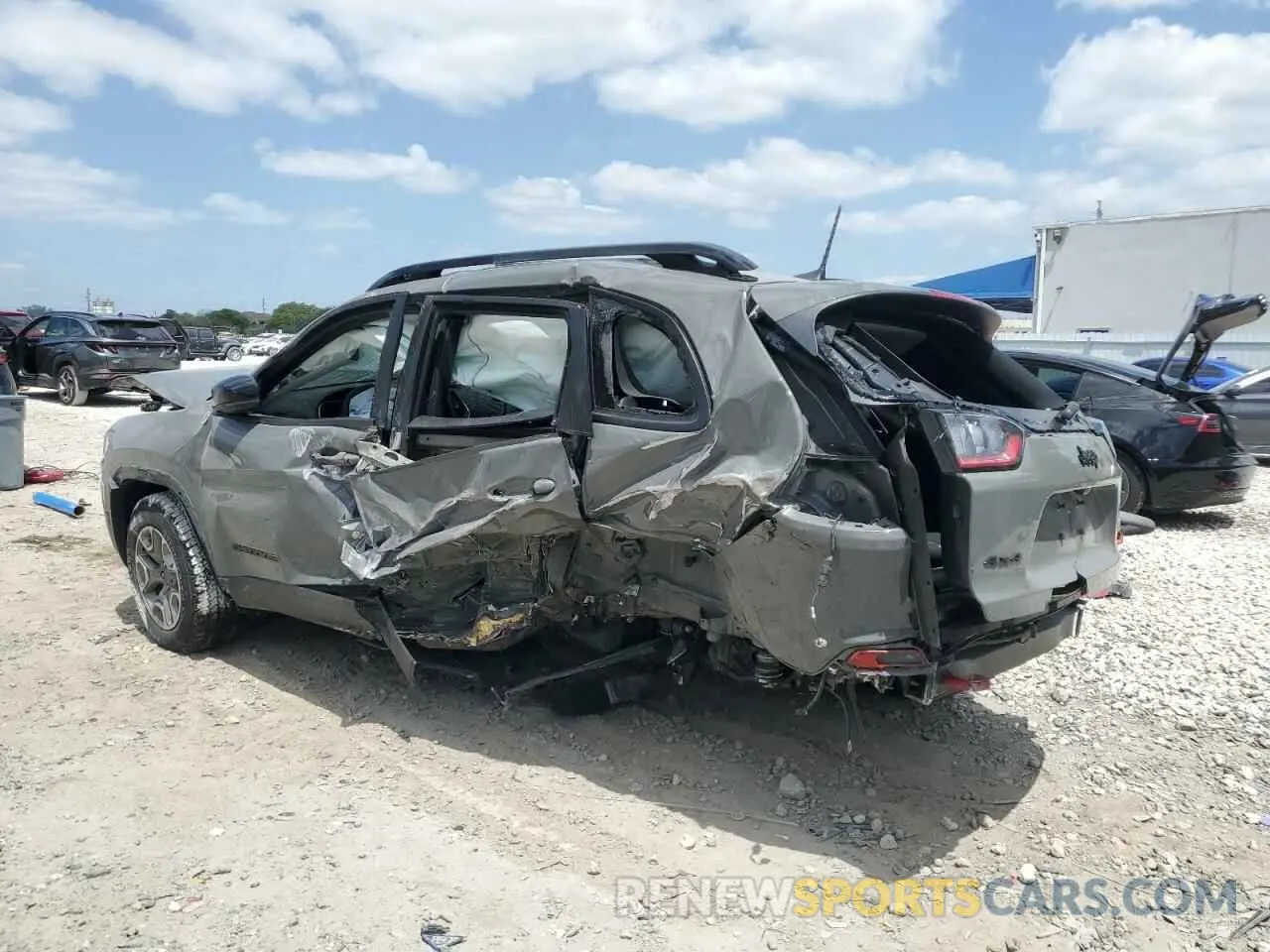 2 Photograph of a damaged car 1C4PJMBN7PD116214 JEEP CHEROKEE 2023