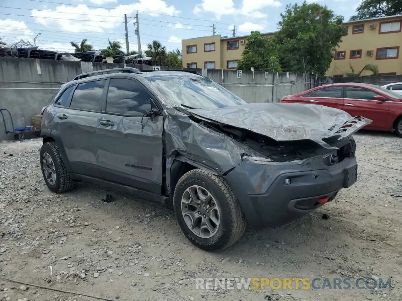 4 Photograph of a damaged car 1C4PJMBN7PD116214 JEEP CHEROKEE 2023
