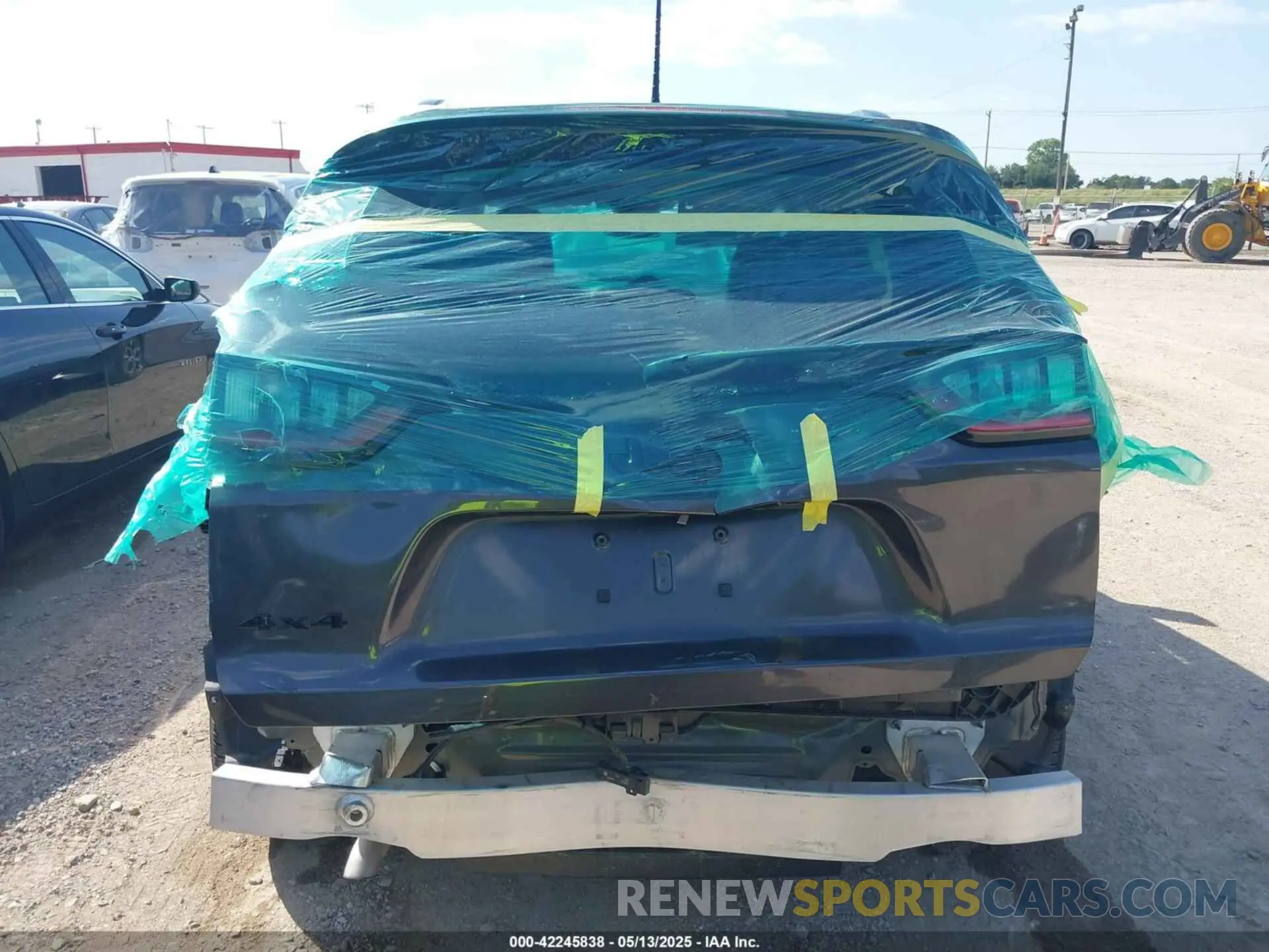16 Photograph of a damaged car 1C4PJMMB0PD110127 JEEP CHEROKEE 2023