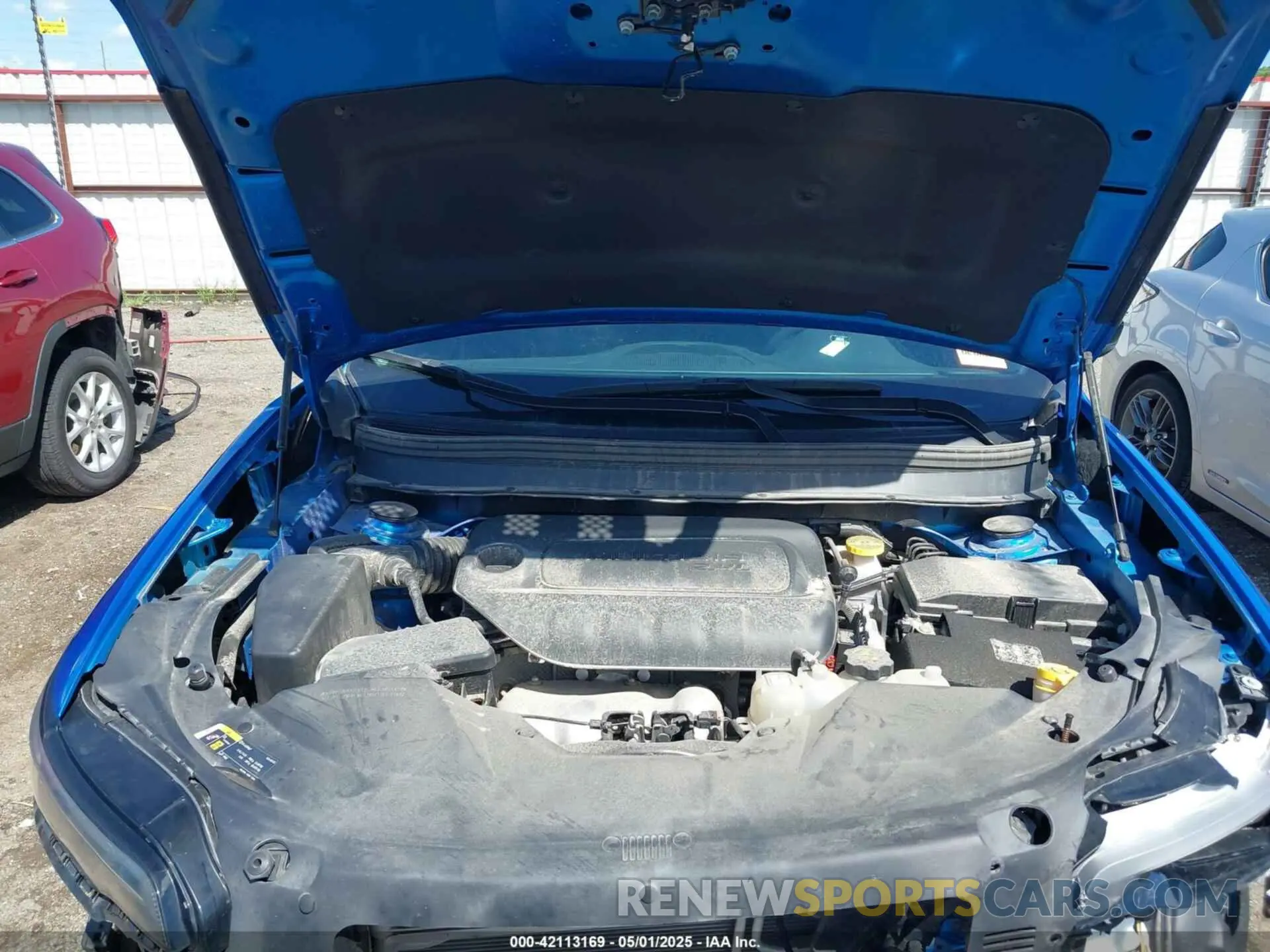 10 Photograph of a damaged car 1C4PJMMB5PD108096 JEEP CHEROKEE 2023