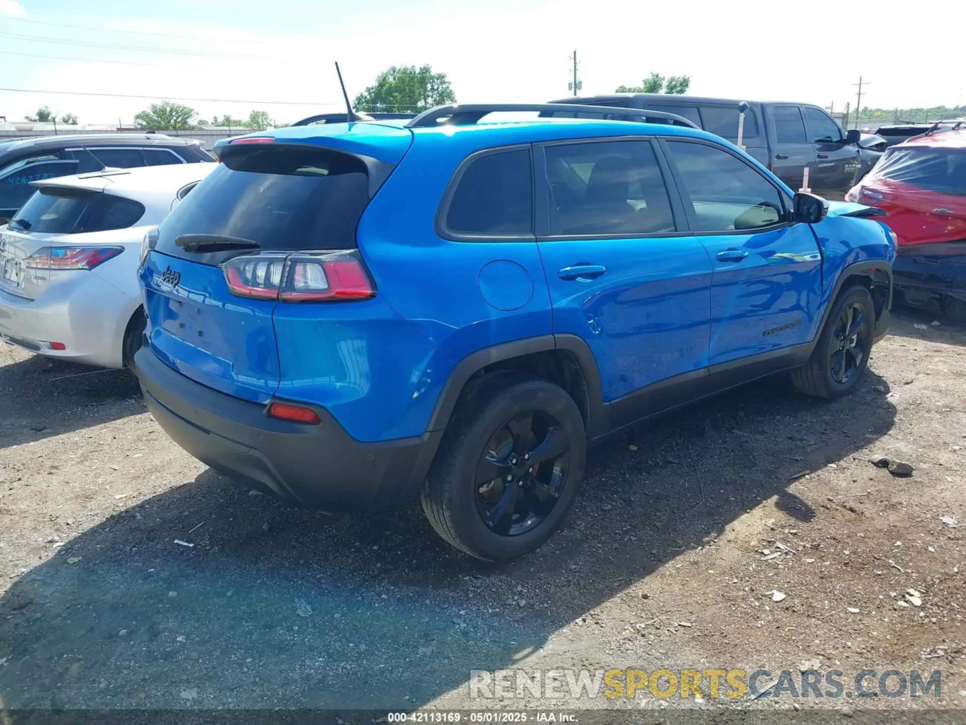 4 Photograph of a damaged car 1C4PJMMB5PD108096 JEEP CHEROKEE 2023