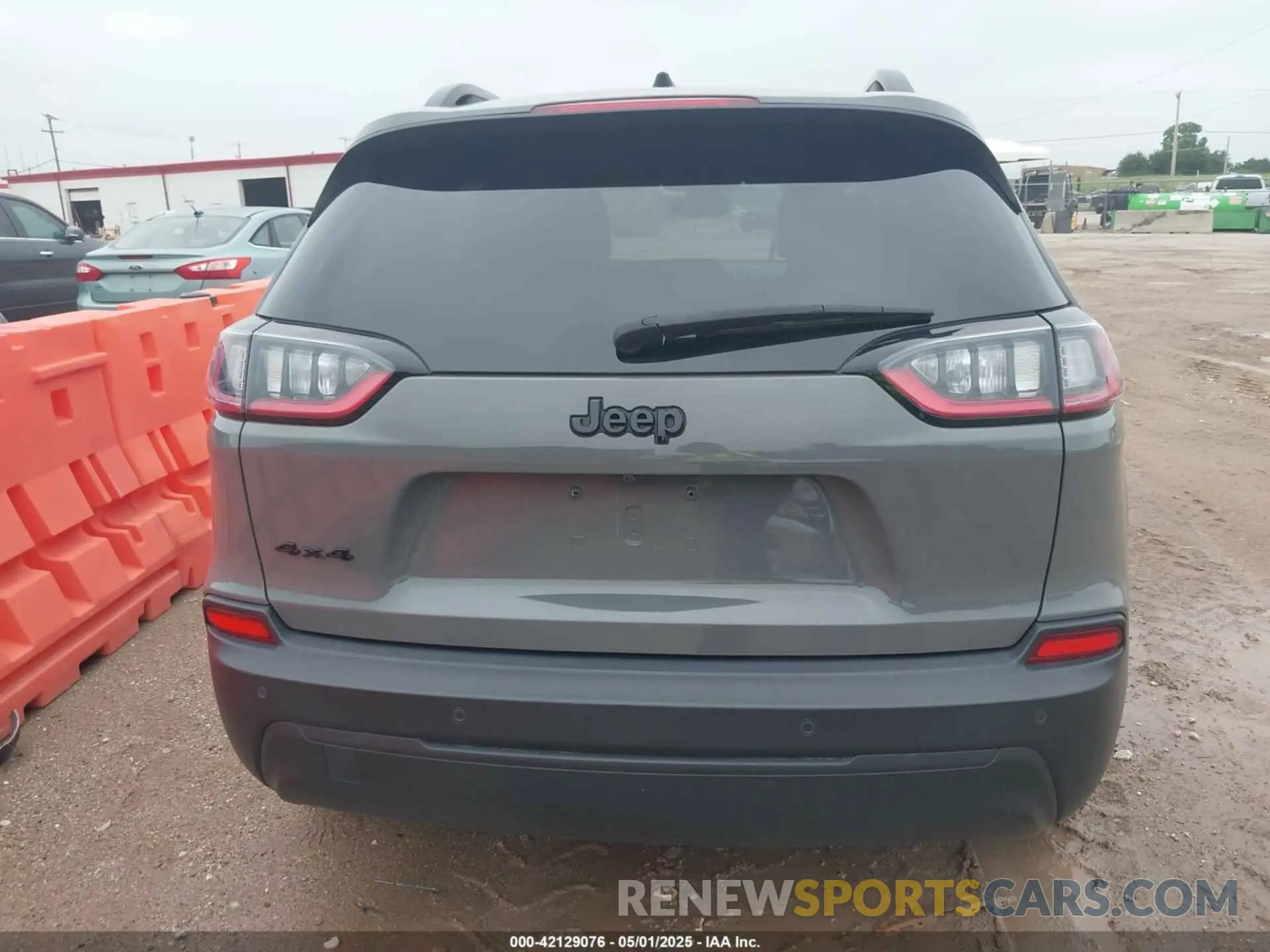 16 Photograph of a damaged car 1C4PJMMB5PD114674 JEEP CHEROKEE 2023
