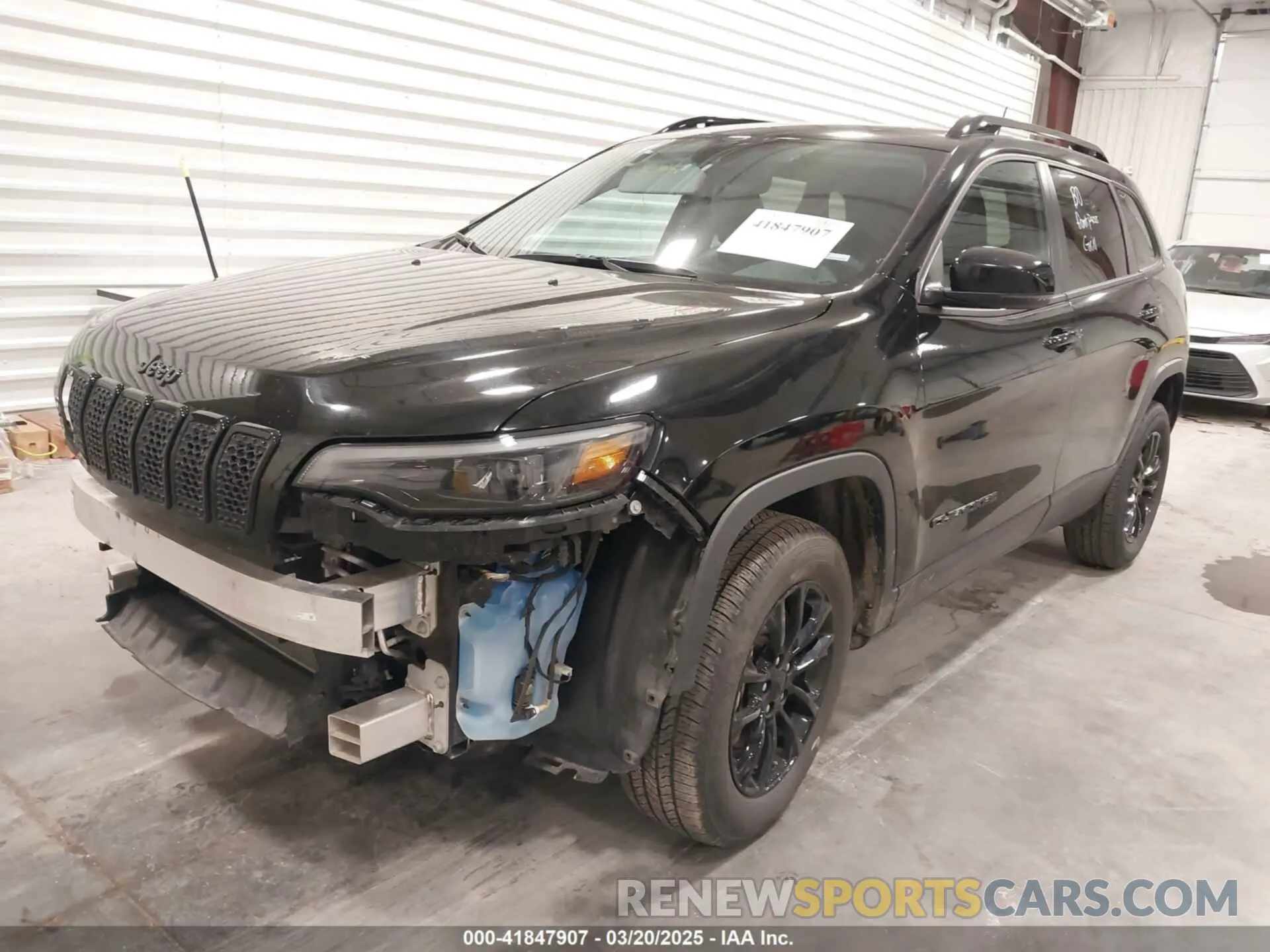 2 Photograph of a damaged car 1C4PJMMB8PD109632 JEEP CHEROKEE 2023