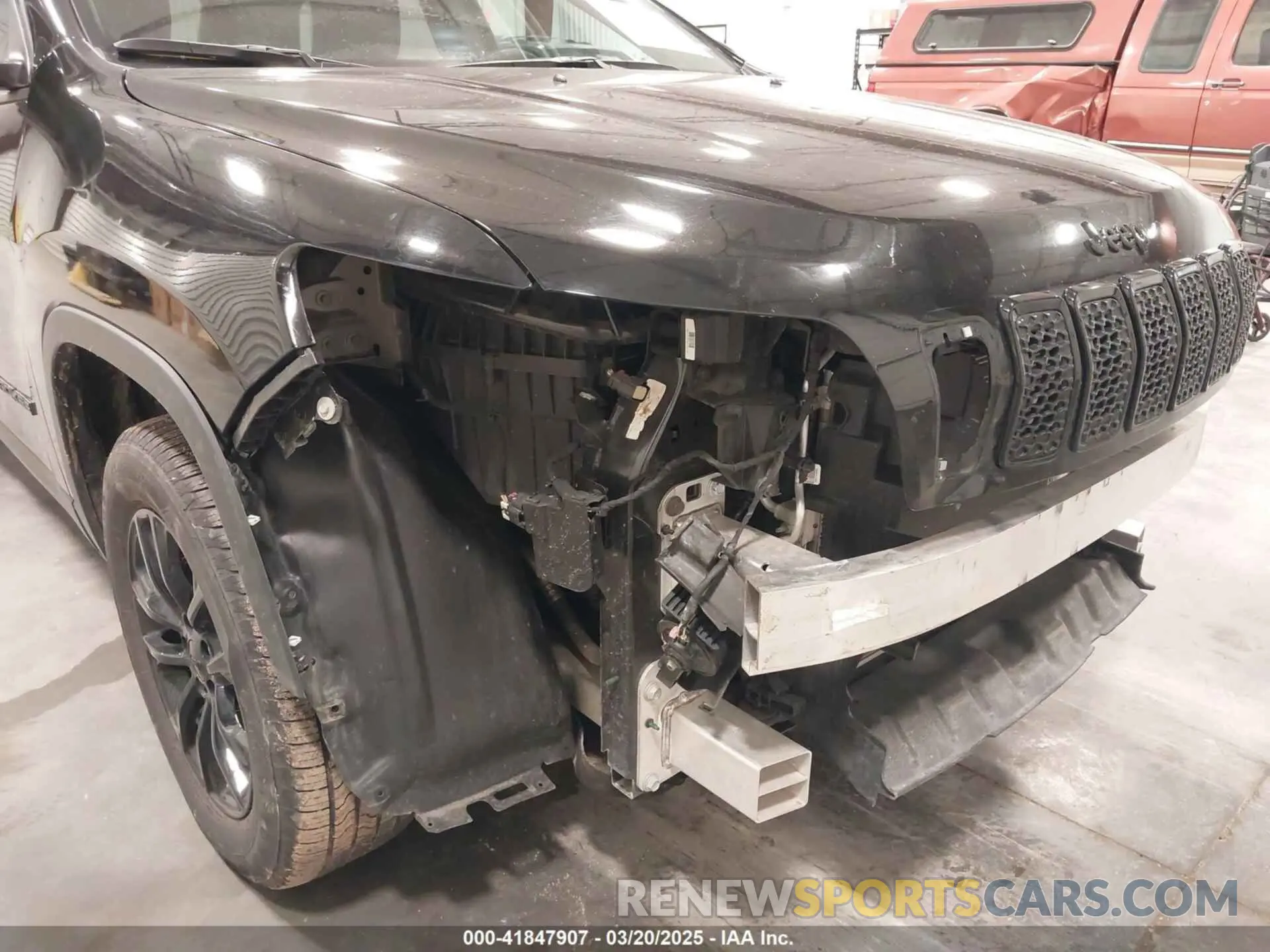 6 Photograph of a damaged car 1C4PJMMB8PD109632 JEEP CHEROKEE 2023