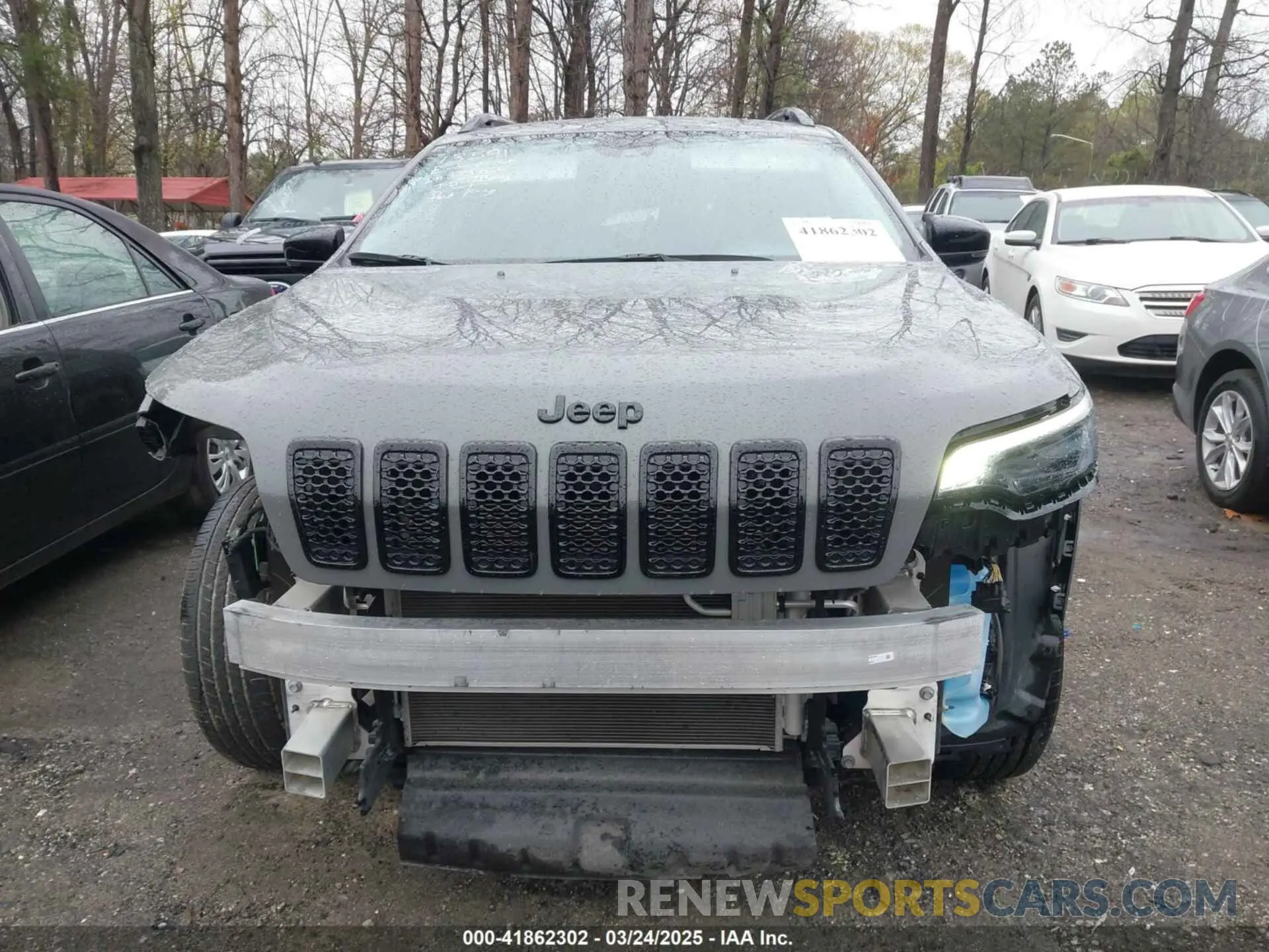 12 Photograph of a damaged car 1C4PJMMB8PD114958 JEEP CHEROKEE 2023